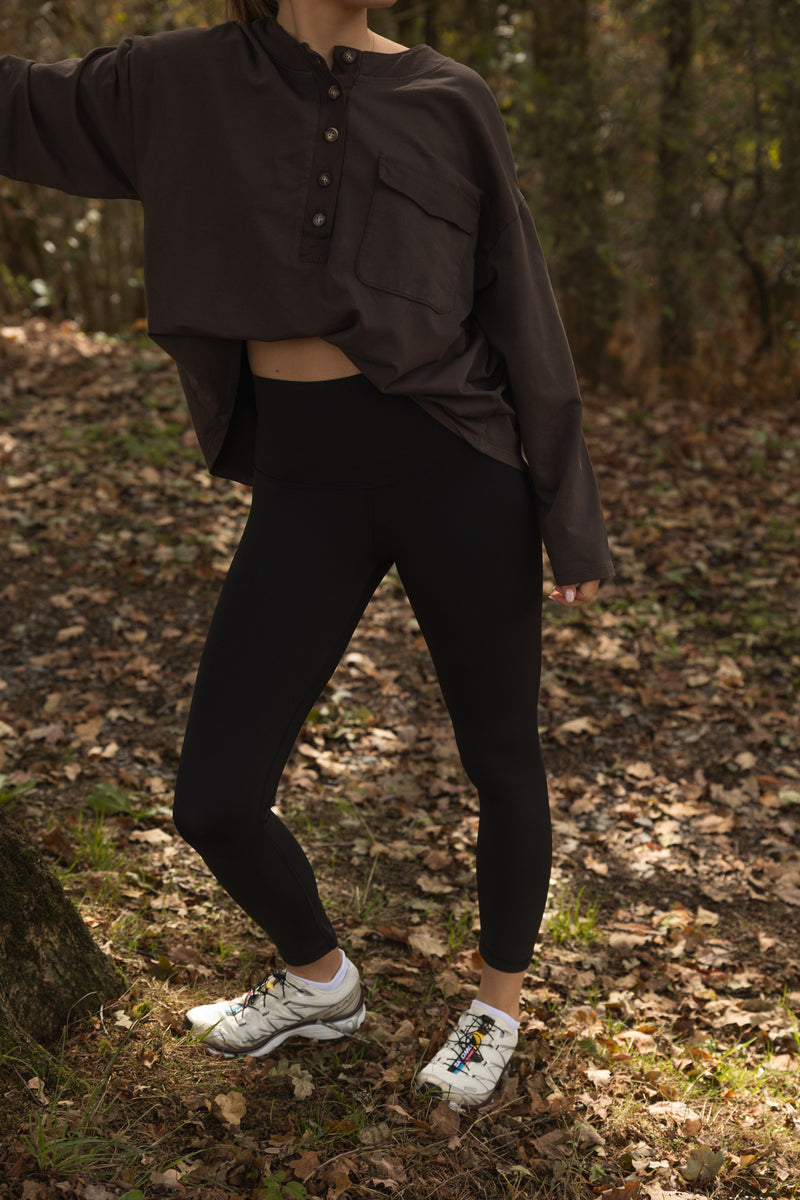 POLO BUTTON LONGSLEEVE CHOCO