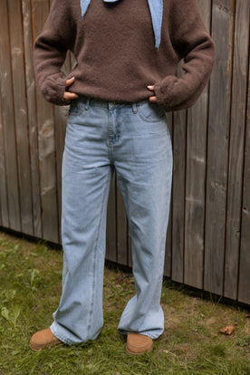 FULL LENGTH WIDE CELESTE JEANS LIGHT DENIM