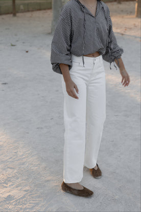 SNEAKERS LENGTH STRAIGHT JEANS WHITE