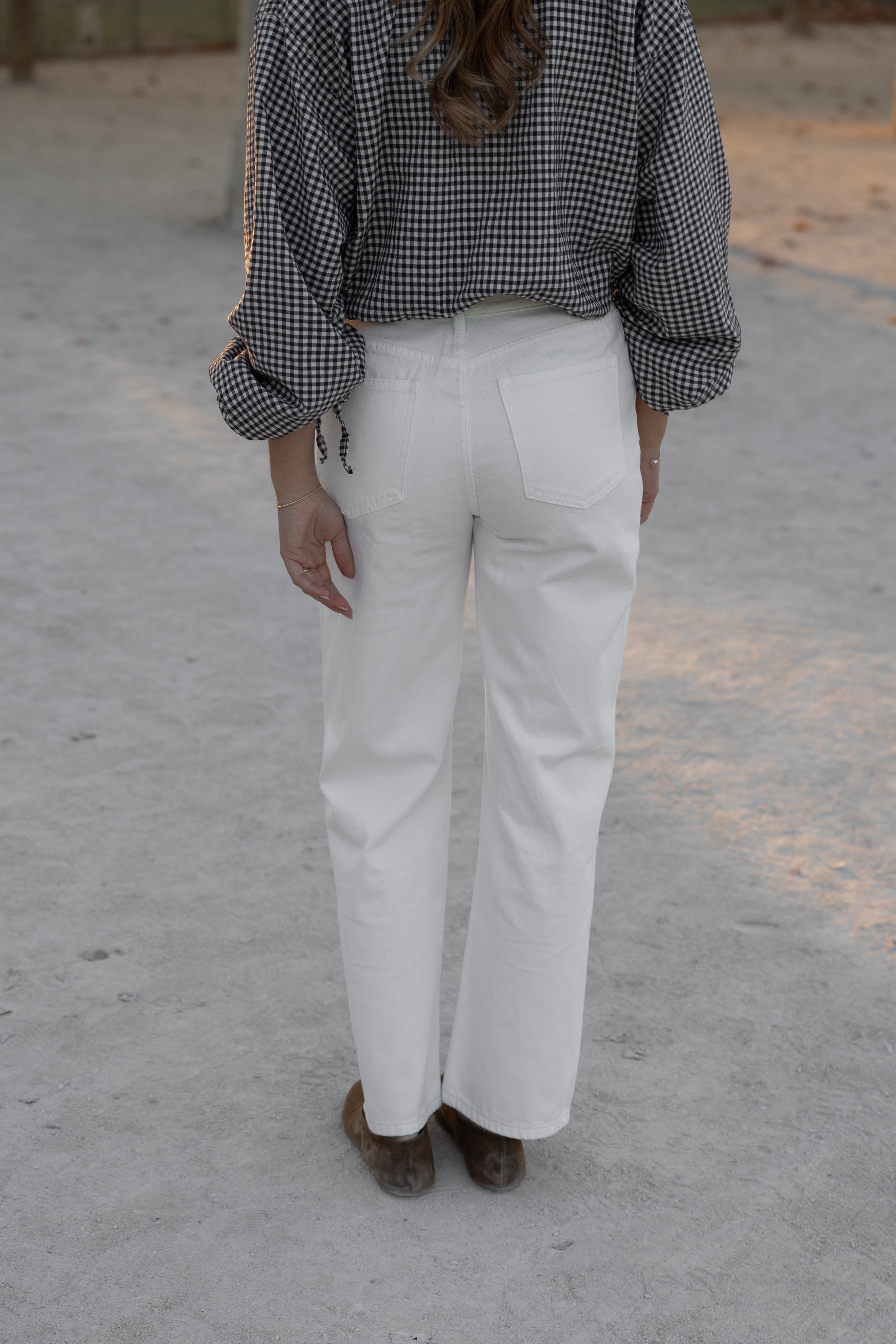 SNEAKERS LENGTH STRAIGHT JEANS WHITE