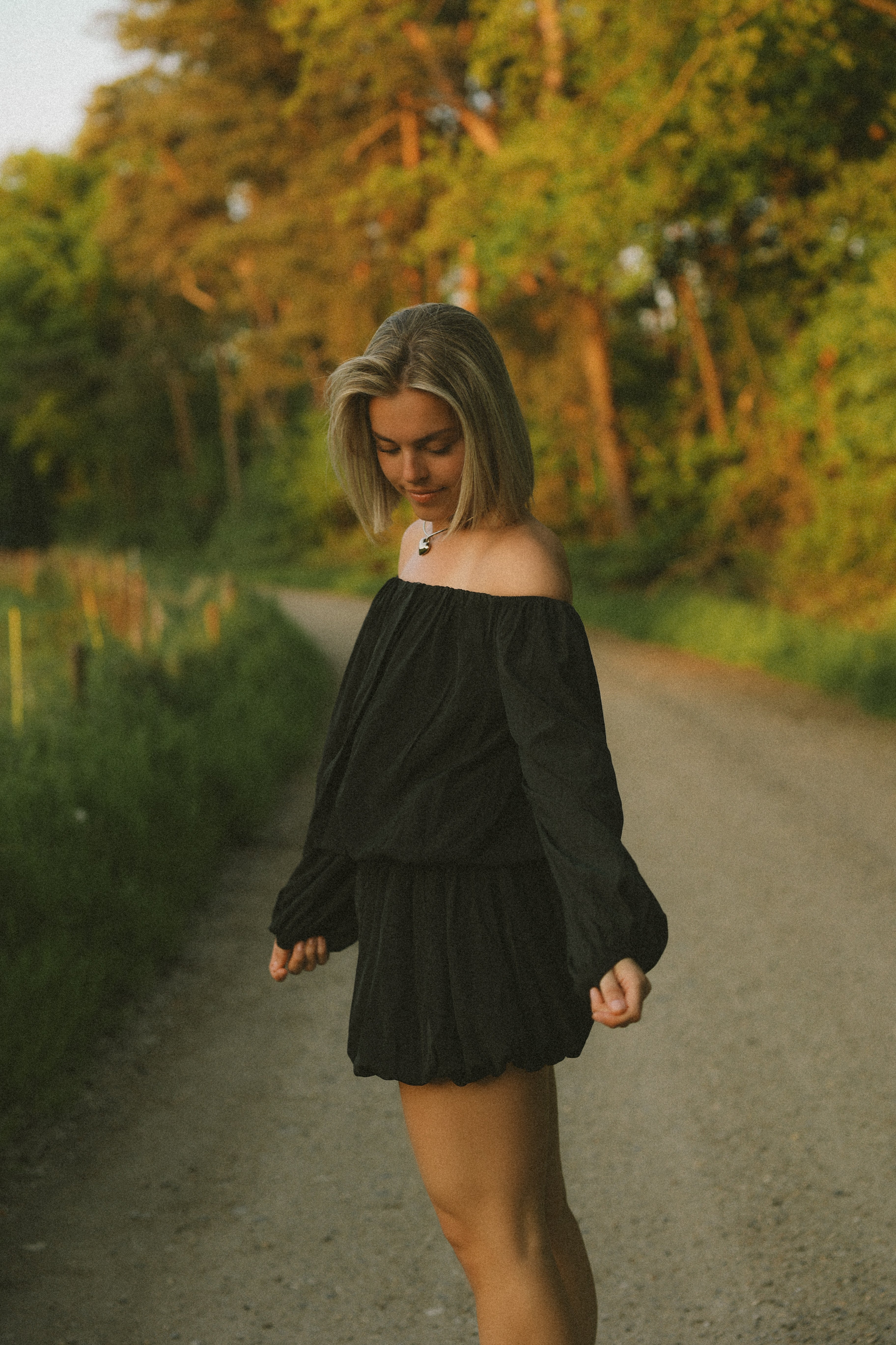 JULIE SHORT BLACK
