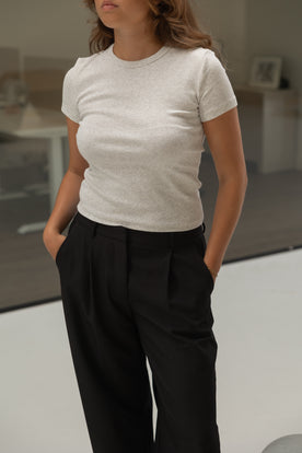 BASIC RUBY TEE GREY