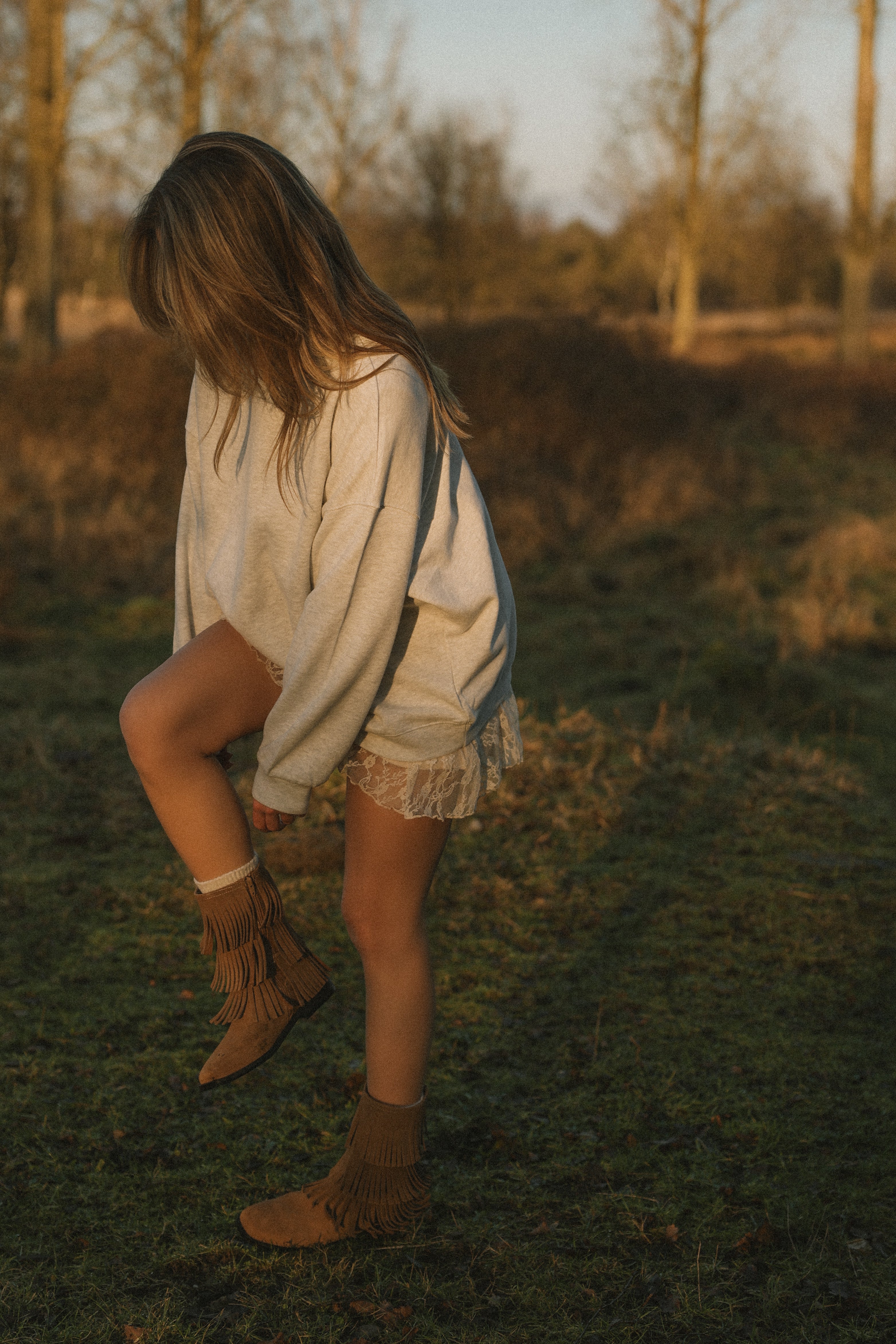 ESSENTIAL OVERSIZED SWEATER GREY