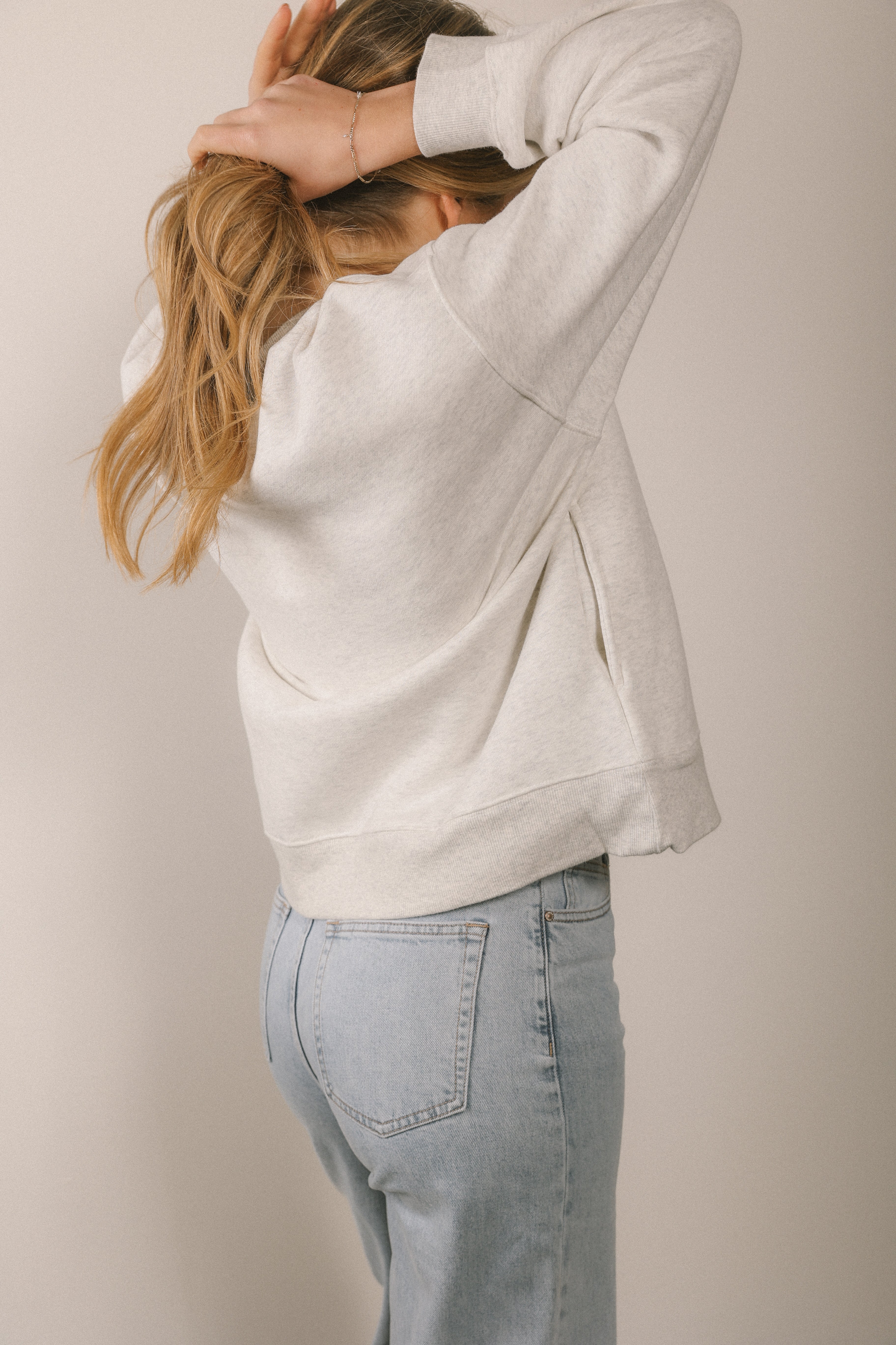 OVERSIZED SWEATER LIGHT GREY