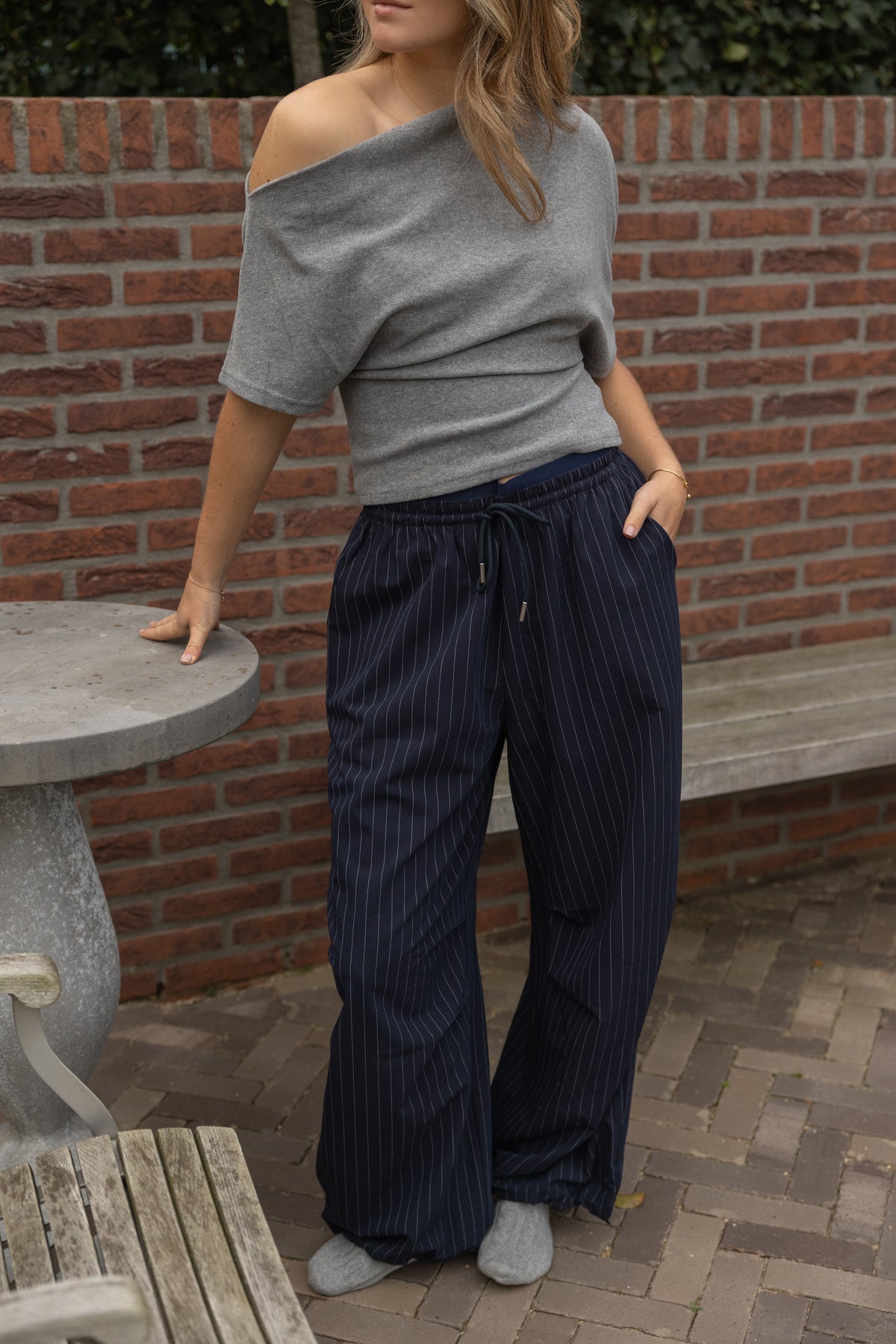 OFF SHOULDER BASIC TOP GREY