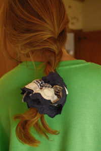 THE HEART SCRUNCHIE