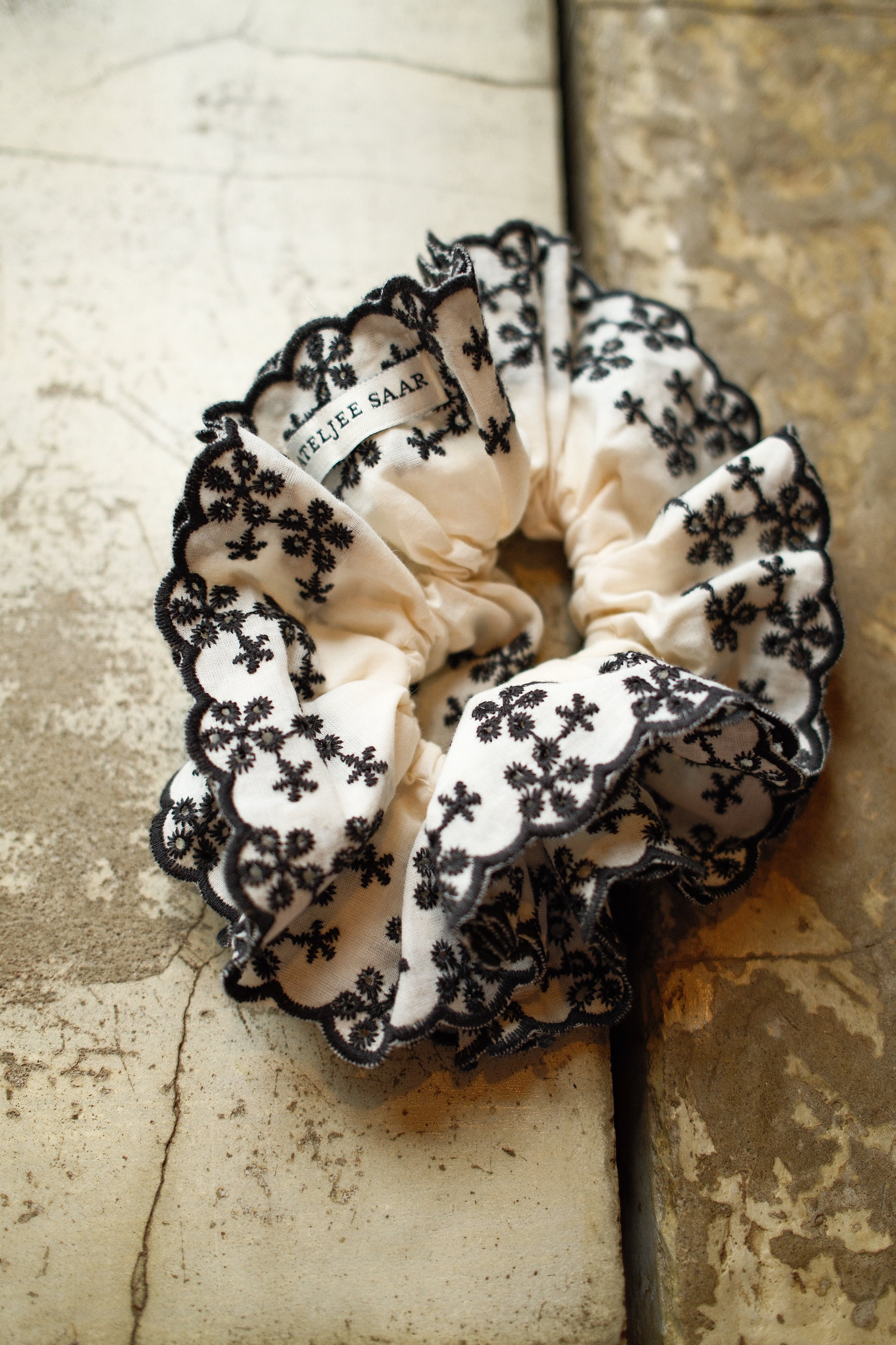 THE MILLIE SCRUNCHIE