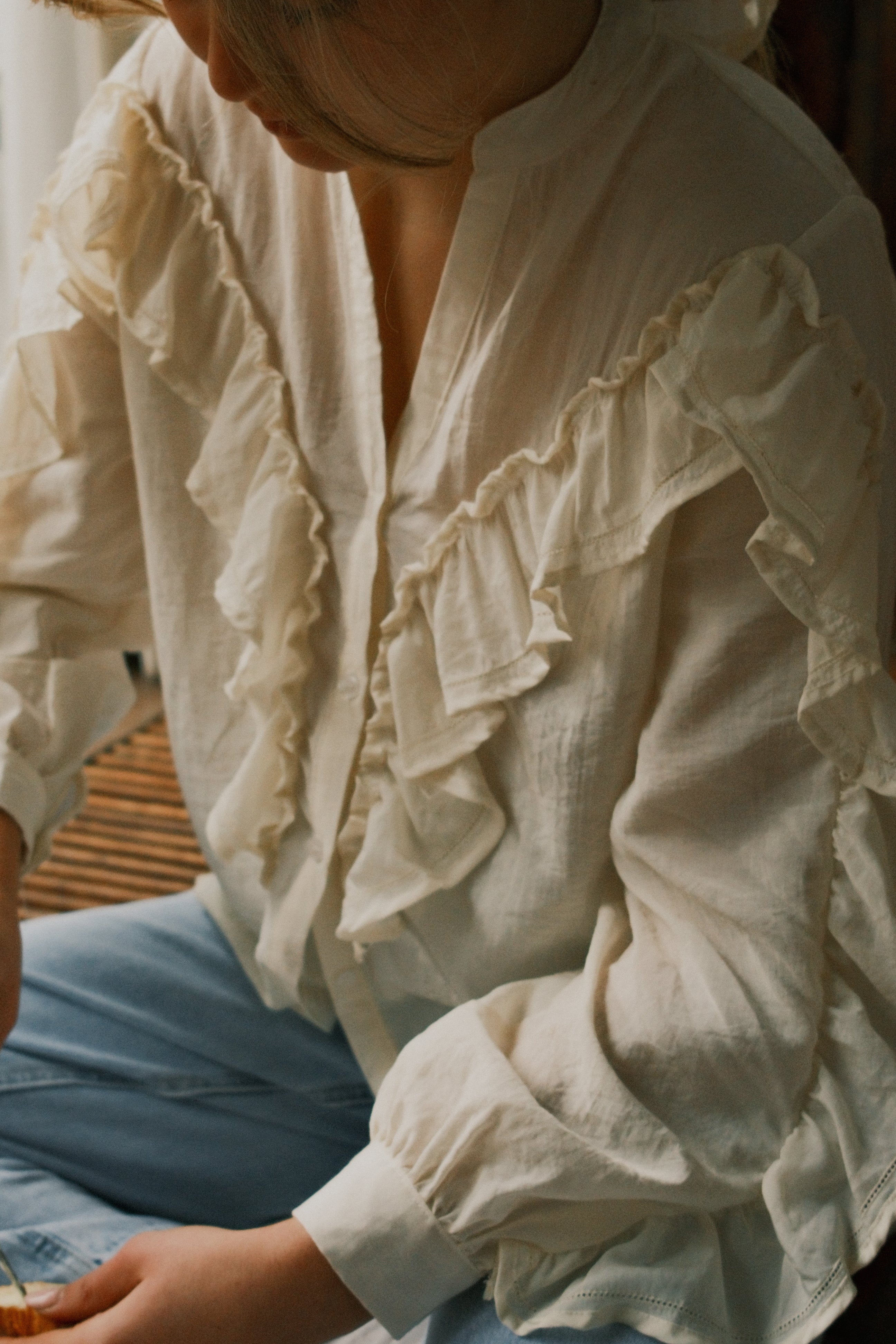 THE QUIET BLOOM TOP BEIGE