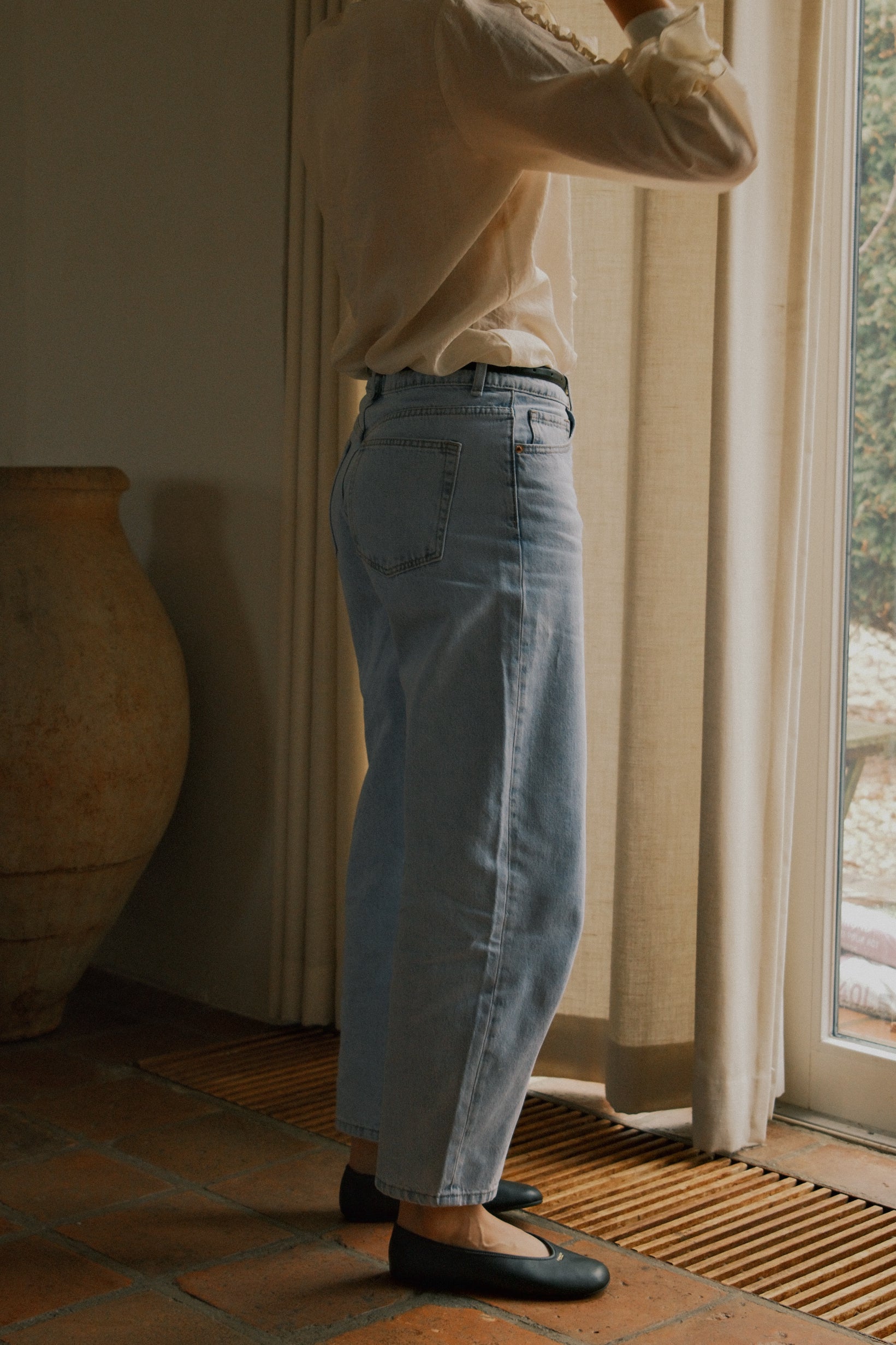 AMÉLIE MID WAIST BARREL JEANS
