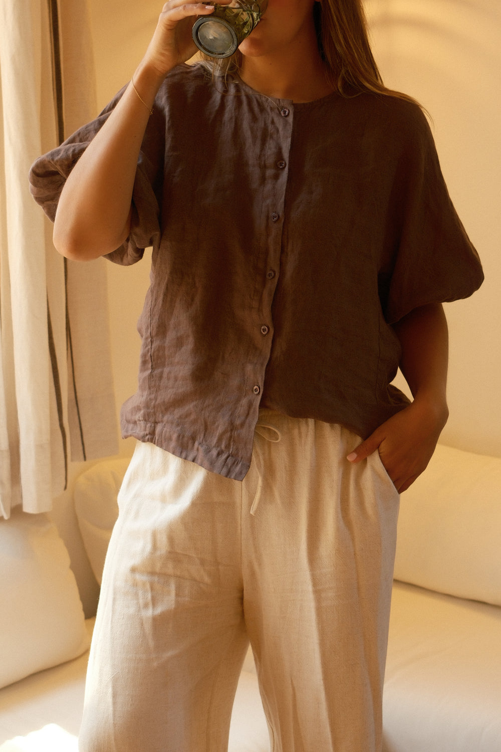100% LINNEN JUNA SHIRT MOKKA