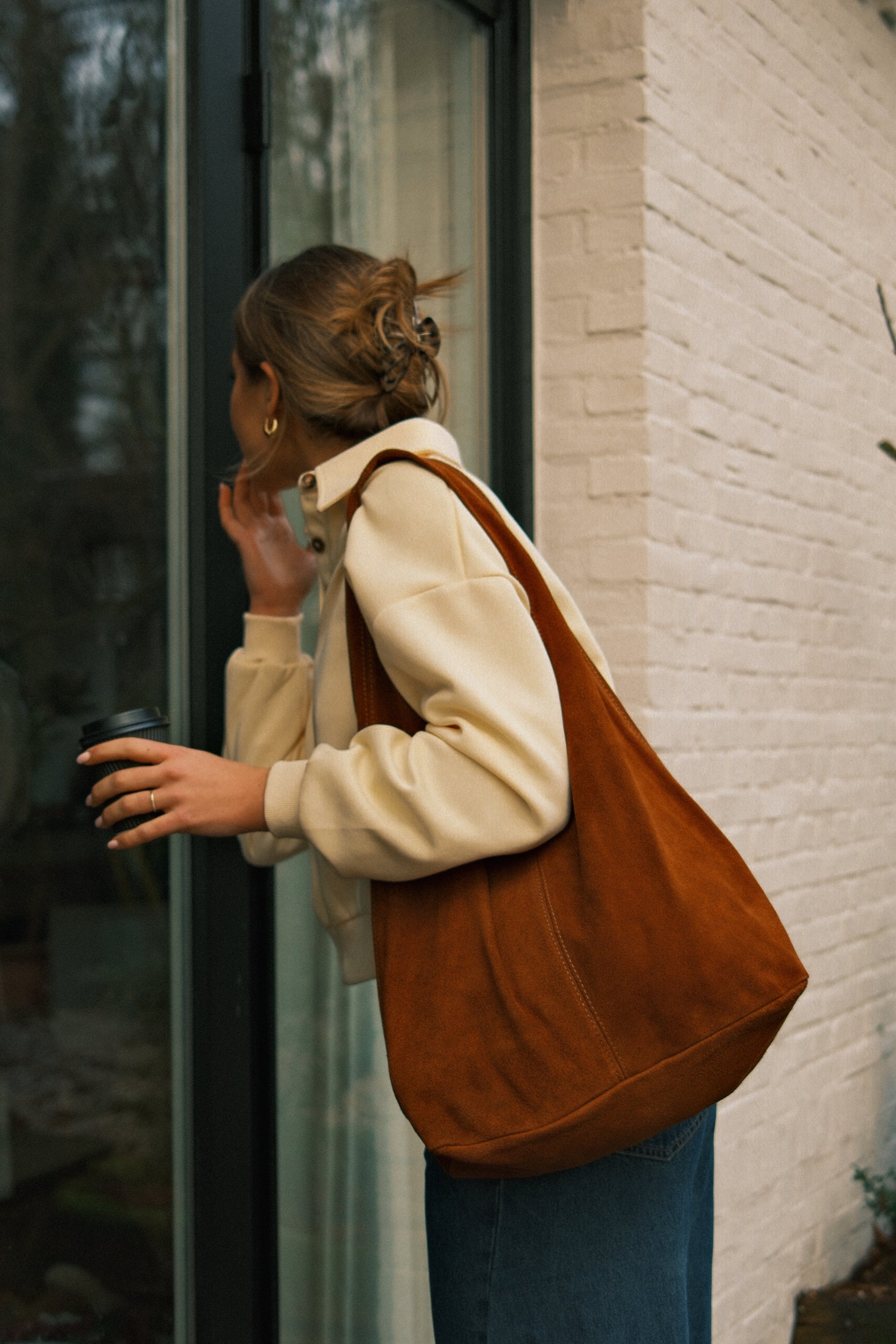 THE HAILEY SHOULDER BAG COGNAC