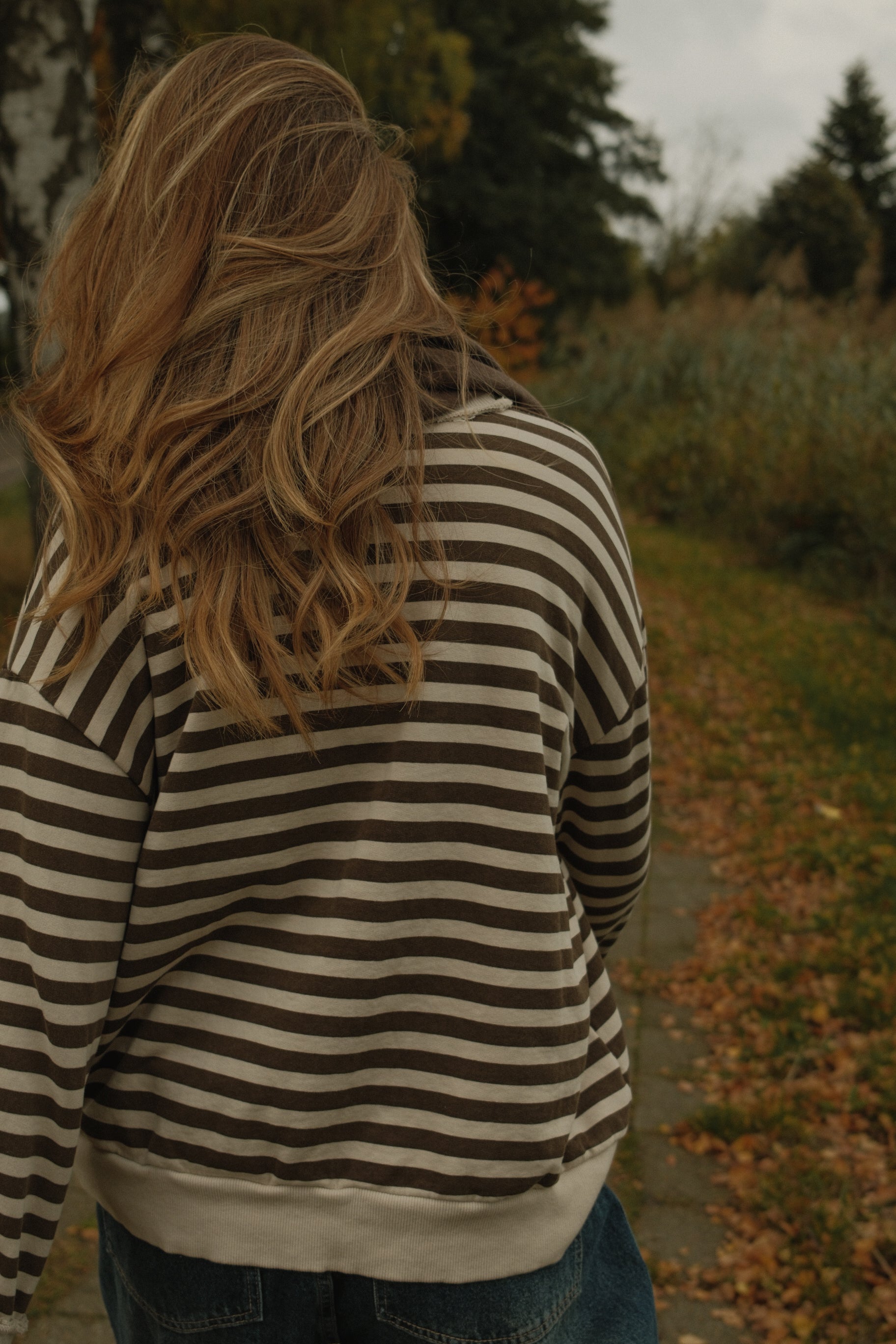 THE RETRO STRIPE SWEATER CHOCO