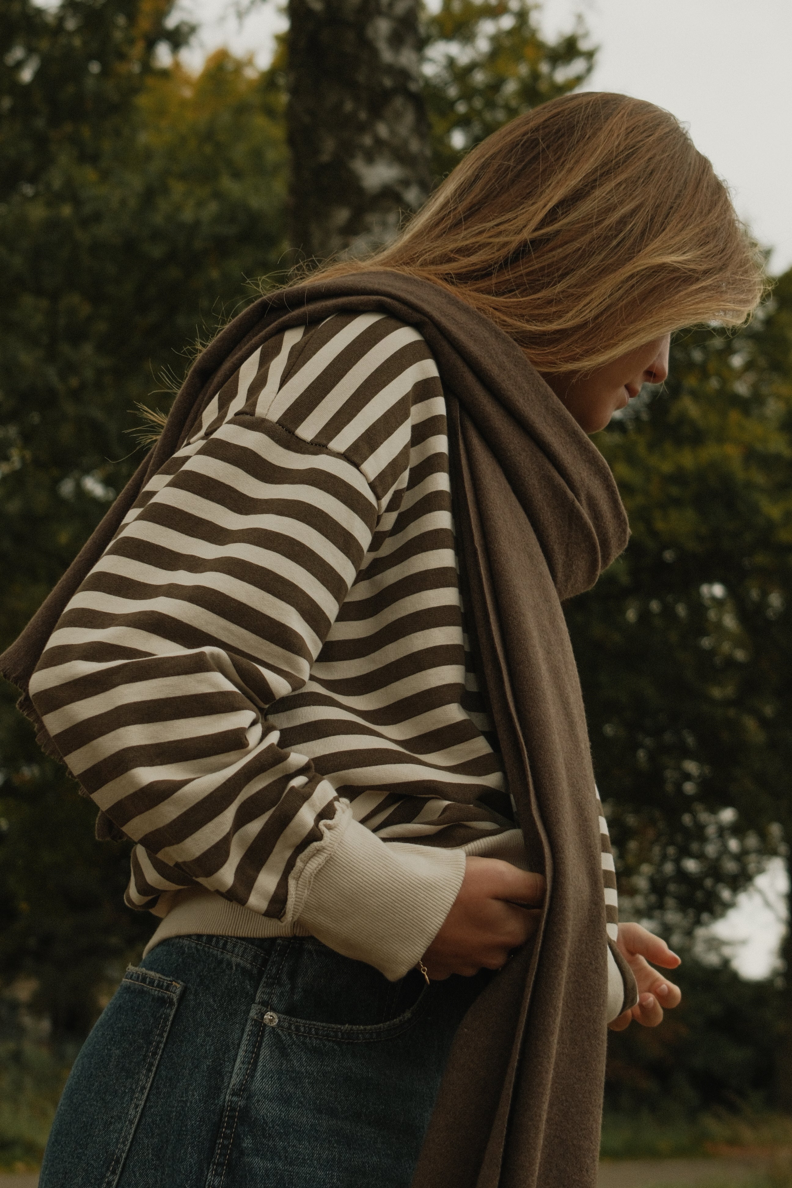 THE RETRO STRIPE SWEATER CHOCO