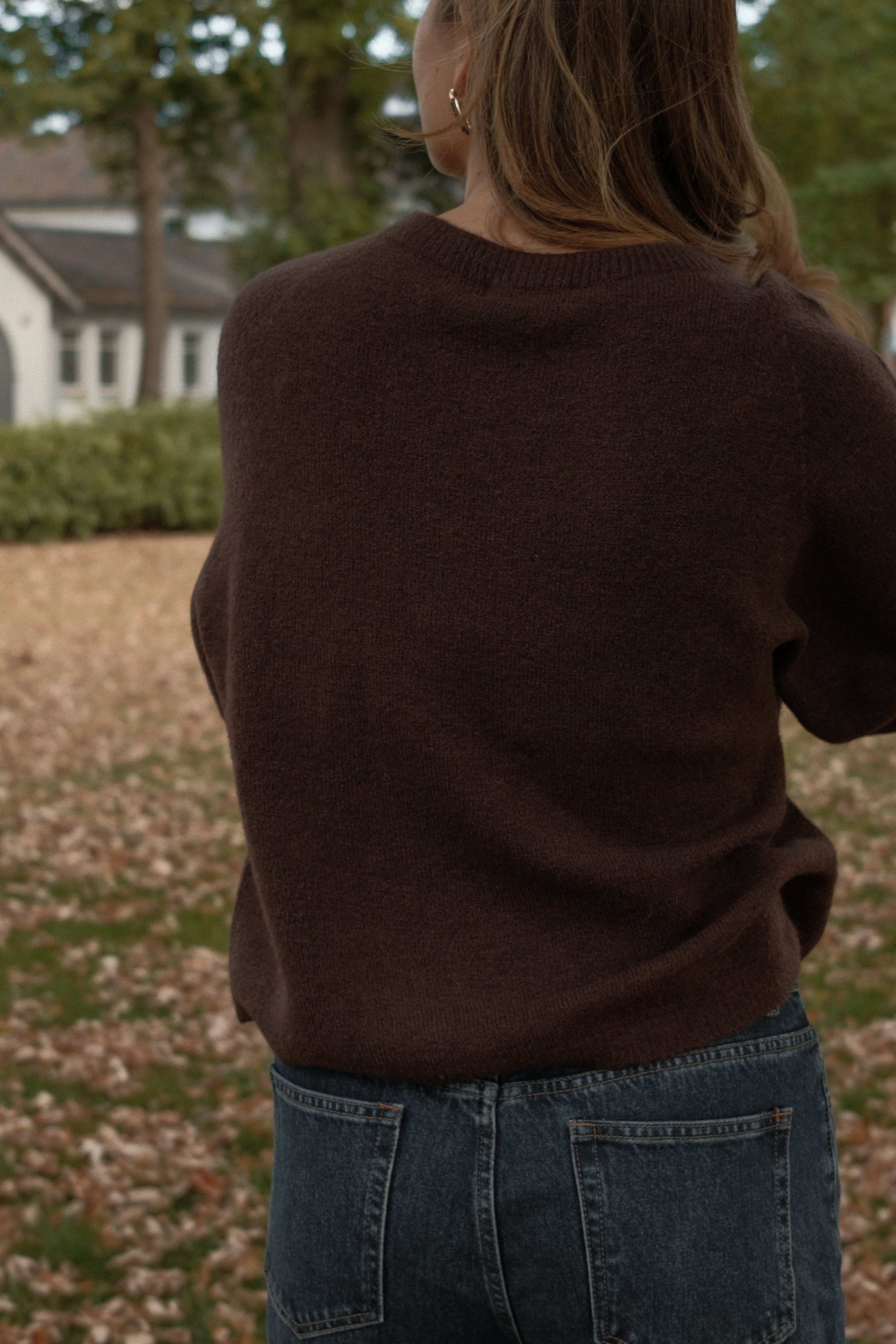 THE SAAR KNIT CHOCO