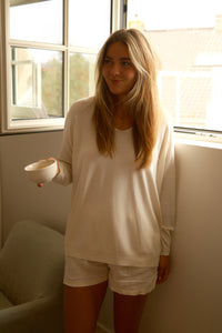 BASIC VNECK PULL ECRU