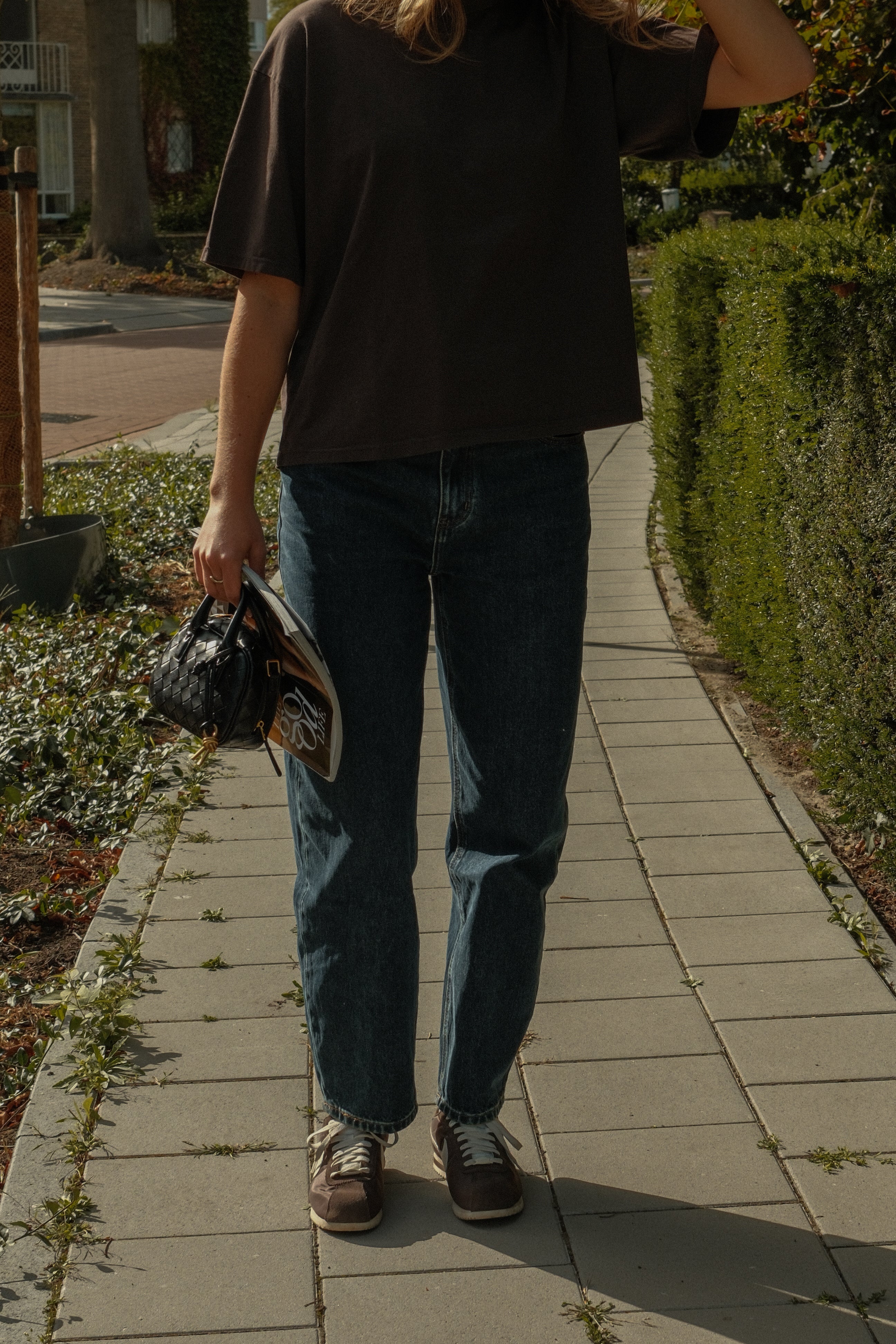 FW25 ATELJEE SAAR TEE BROWN