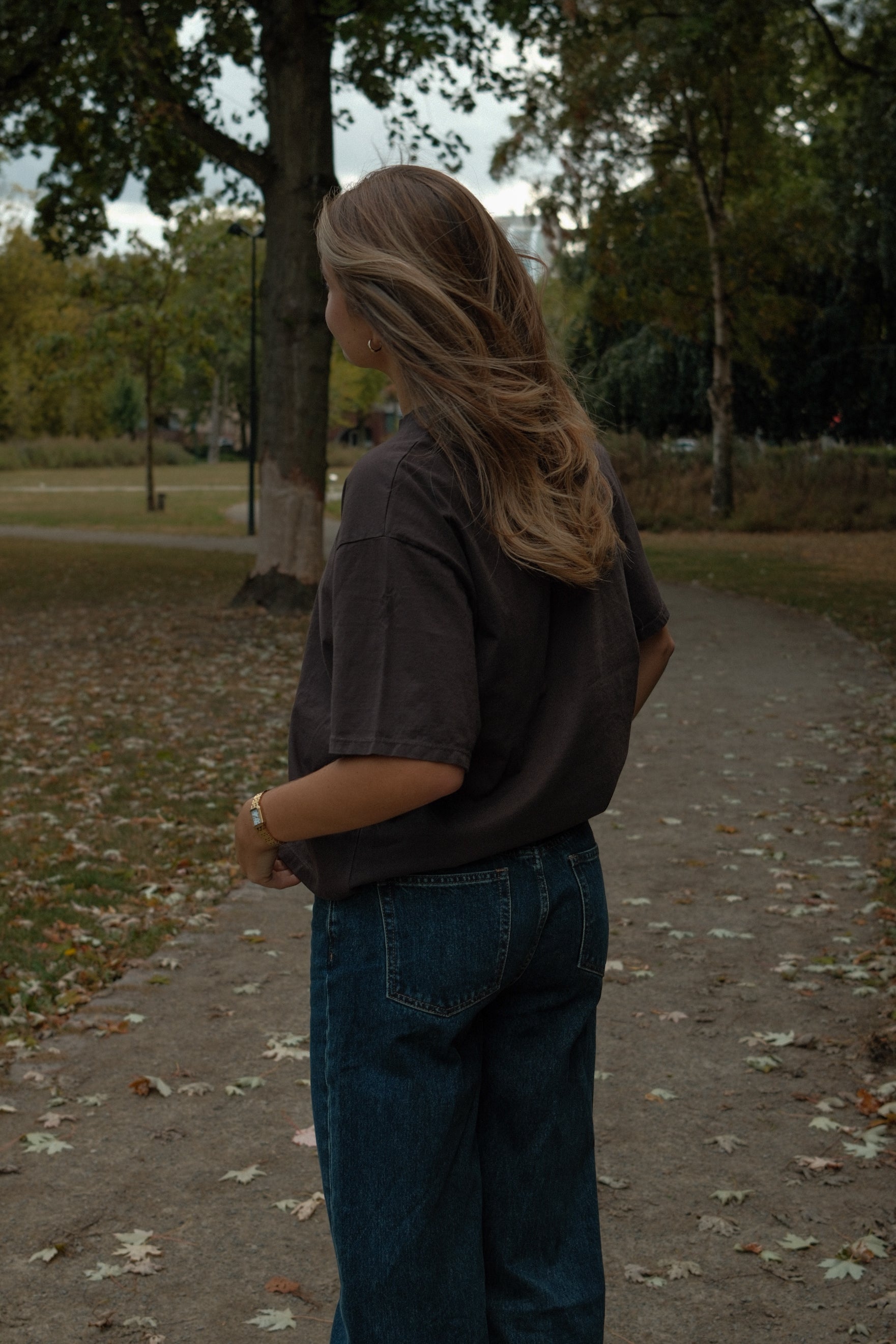 FW25 ATELJEE SAAR TEE BROWN