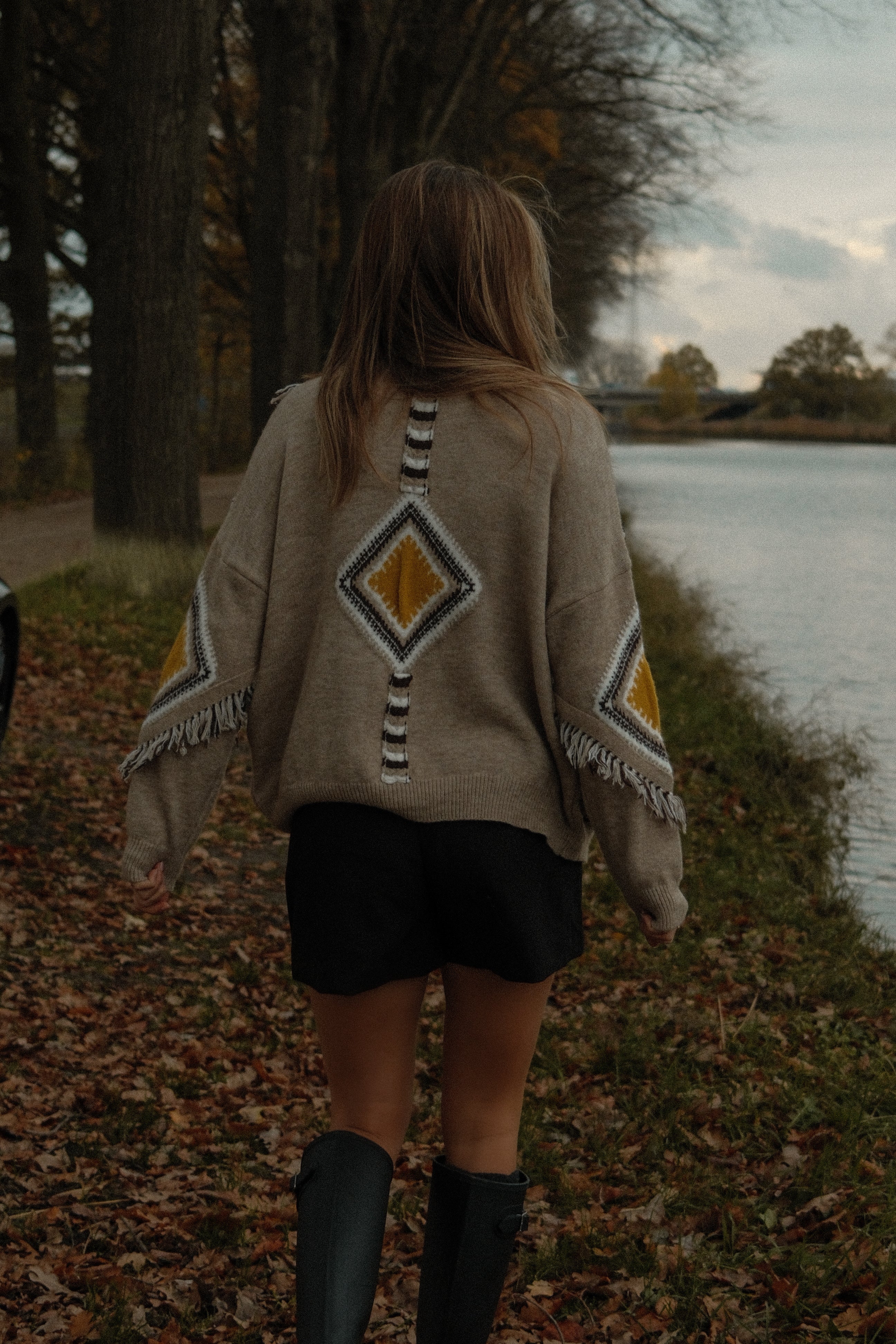 DAKOTA FRINGE CARDIGAN YELLOW/TAUPE