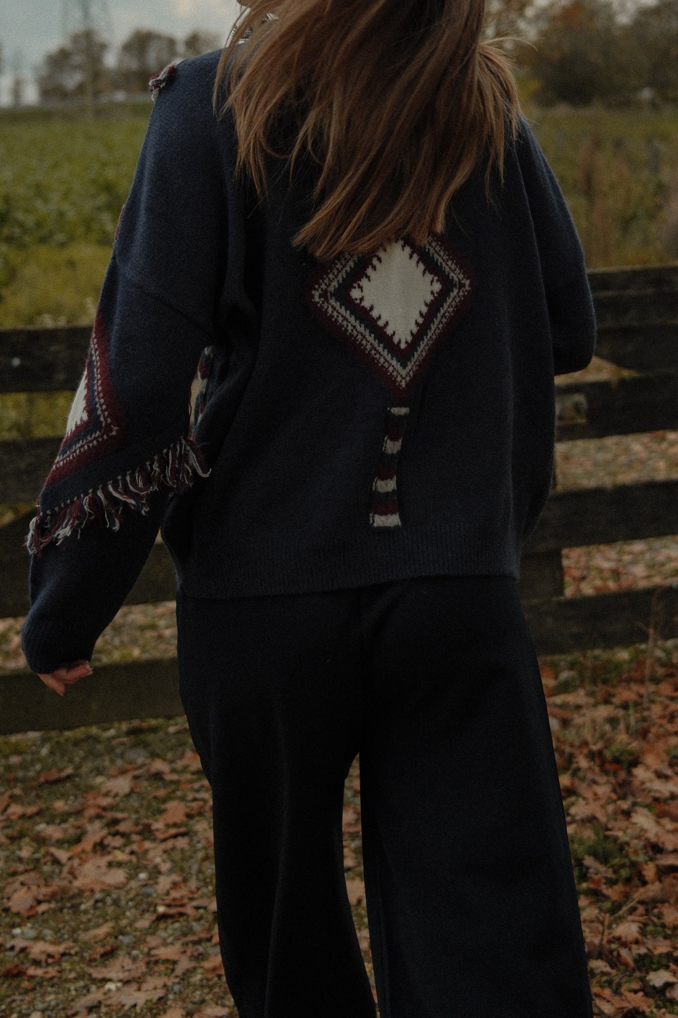 DAKOTA FRINGE CARDIGAN NAVY