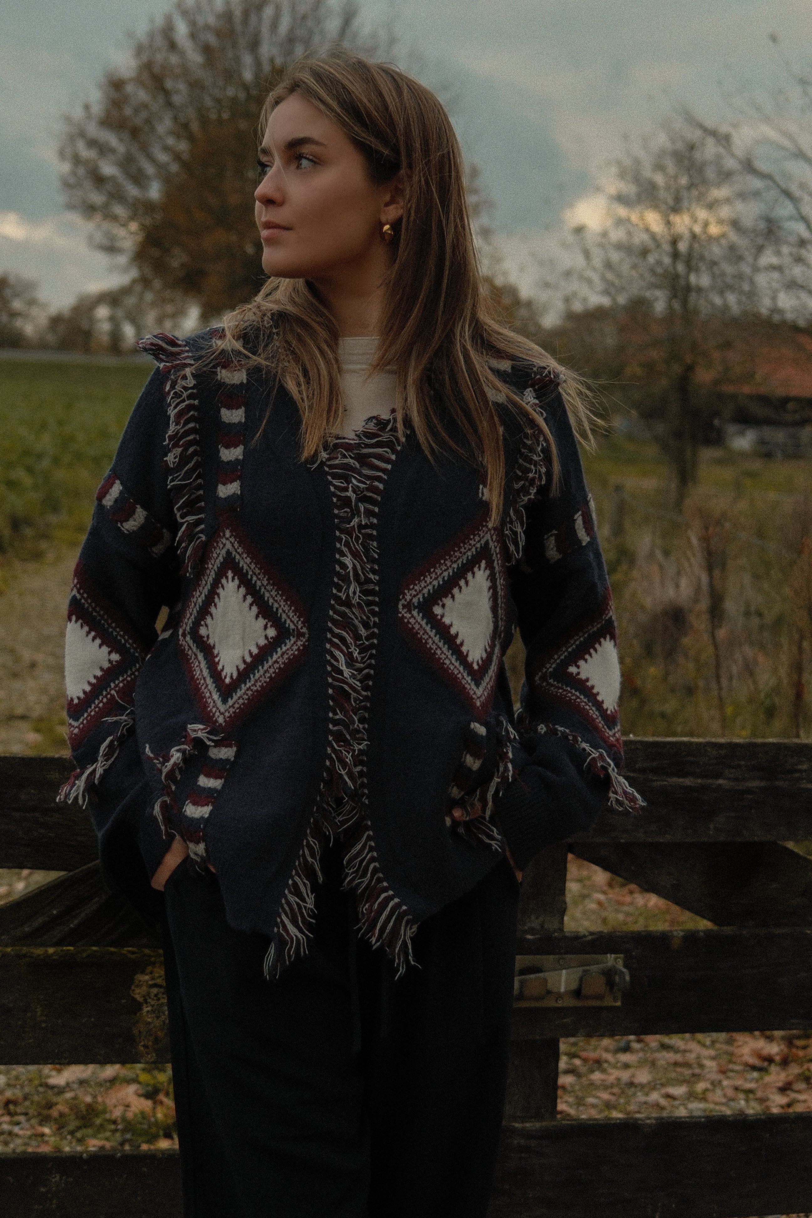 DAKOTA FRINGE CARDIGAN NAVY