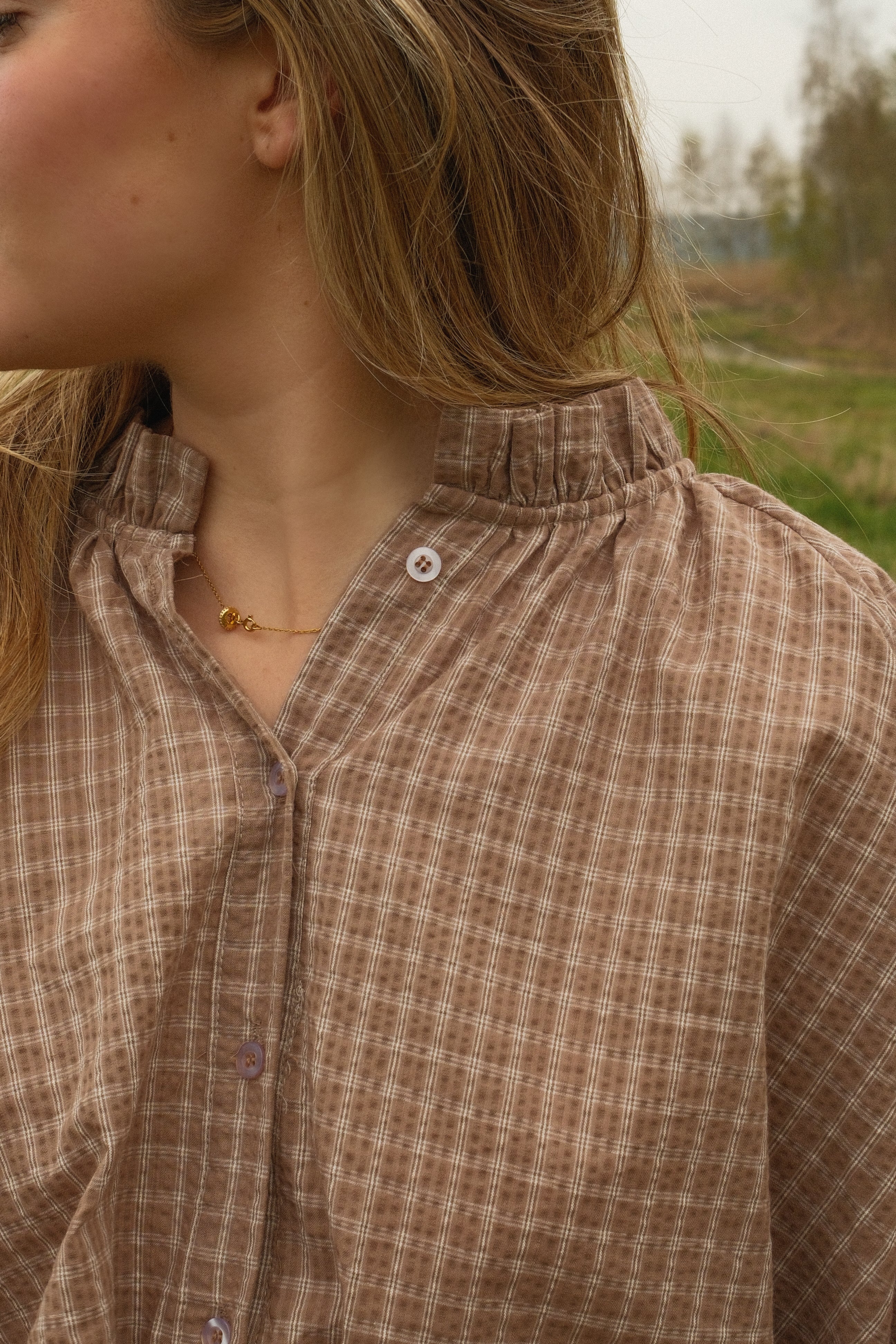 AMÉLIE CHECKED BLOUSE HAZELNUT