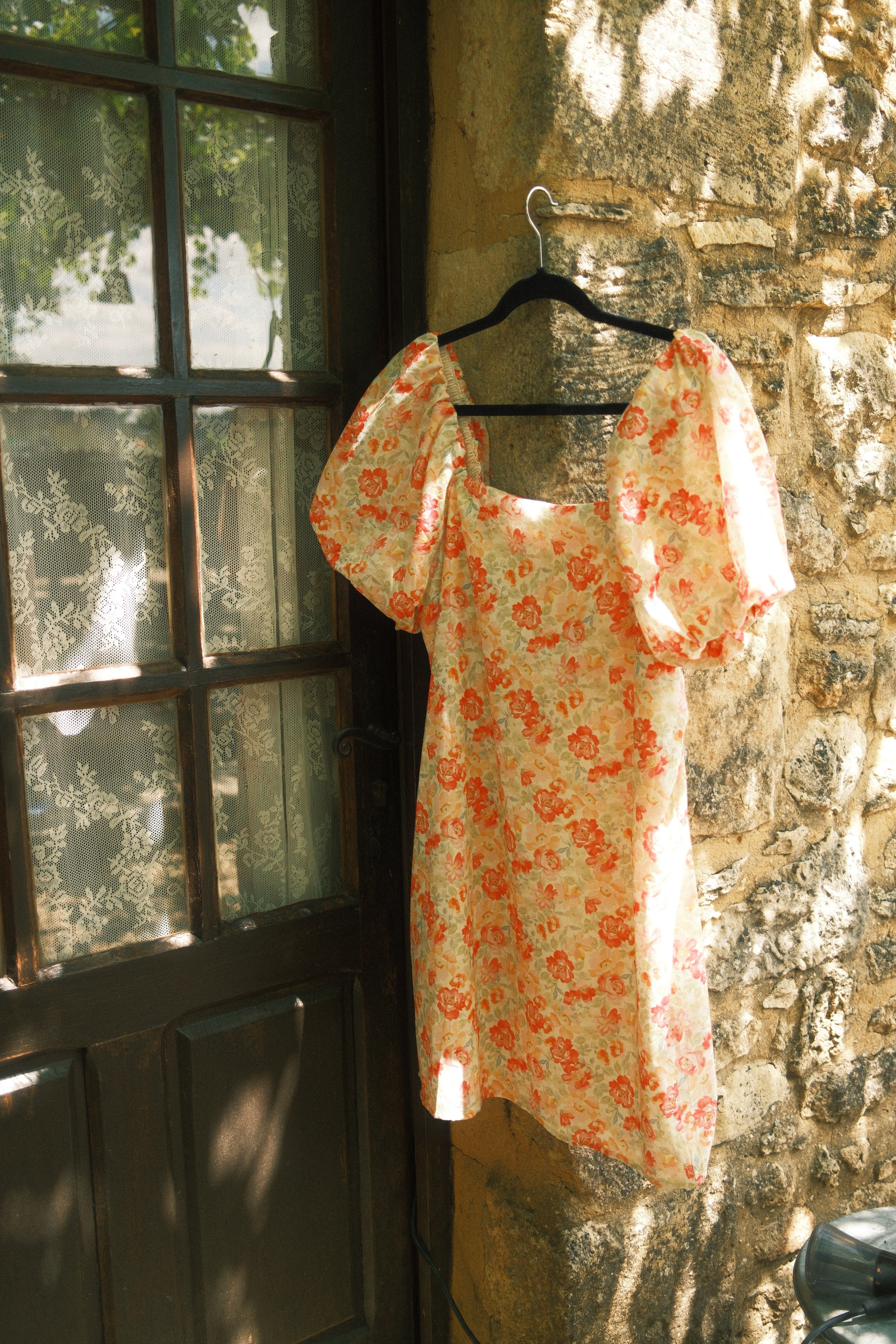 DREAMY FLOWER DRESS