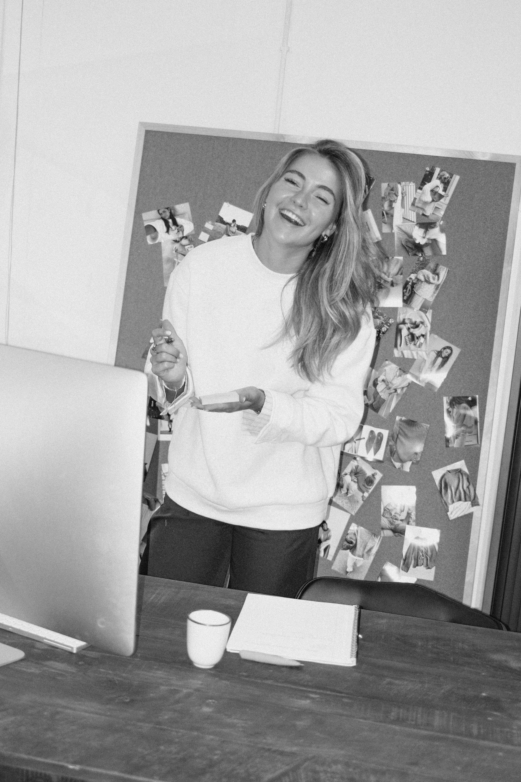 THE BRITNEY SWEATER GREY