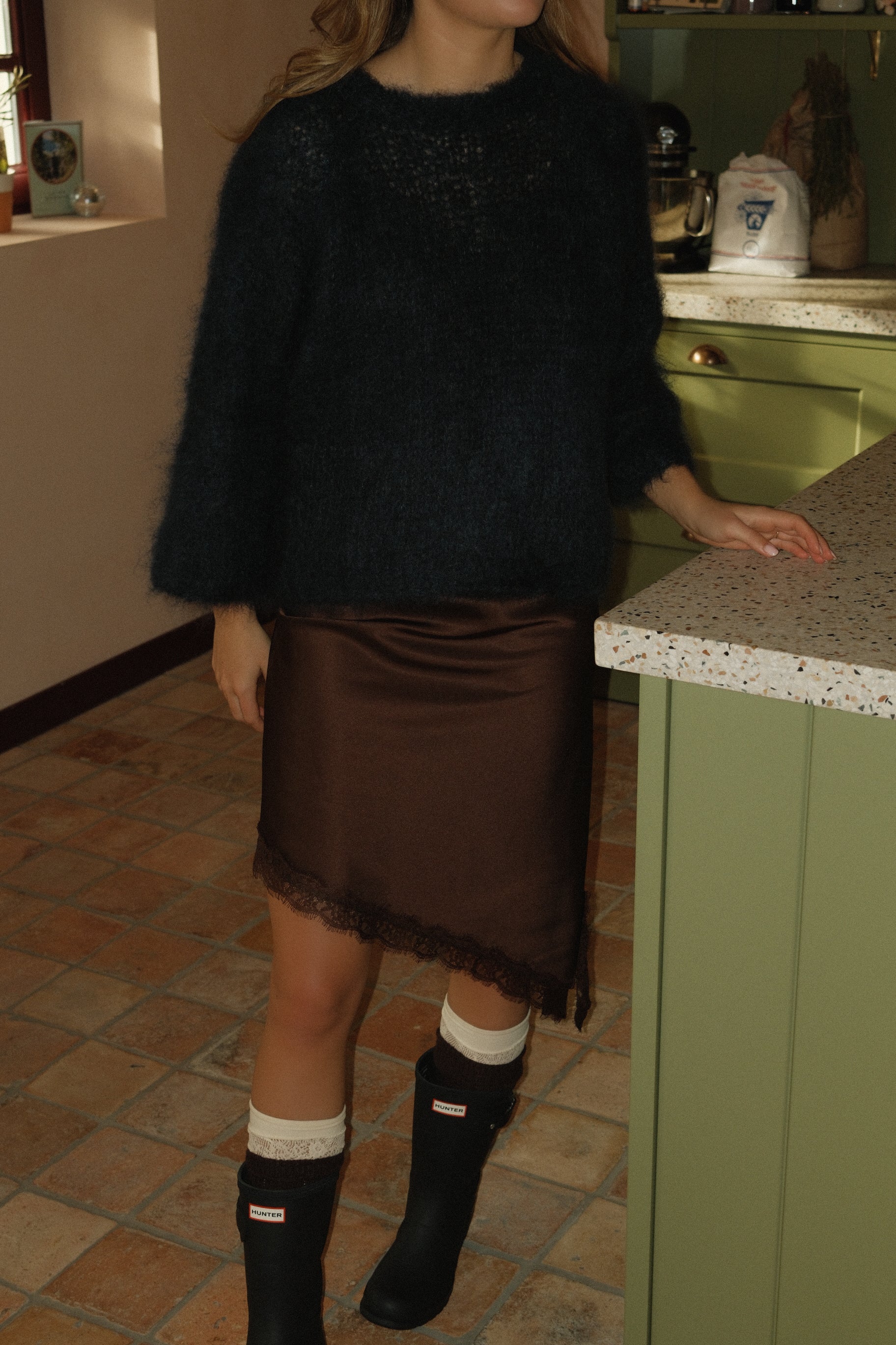 THE MOHAIR CLOUD KNIT NAVY