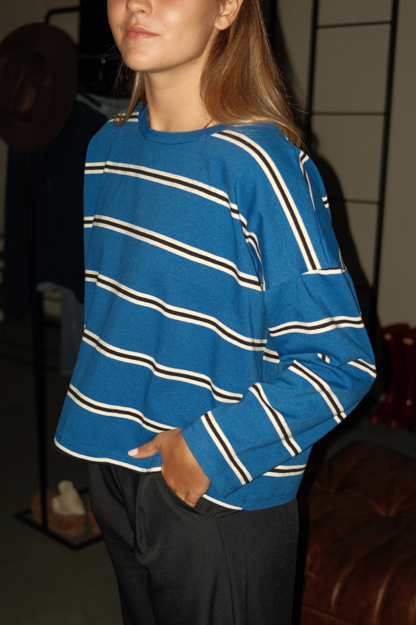 THE STRIPED FLARE TEE COBALT BLUE