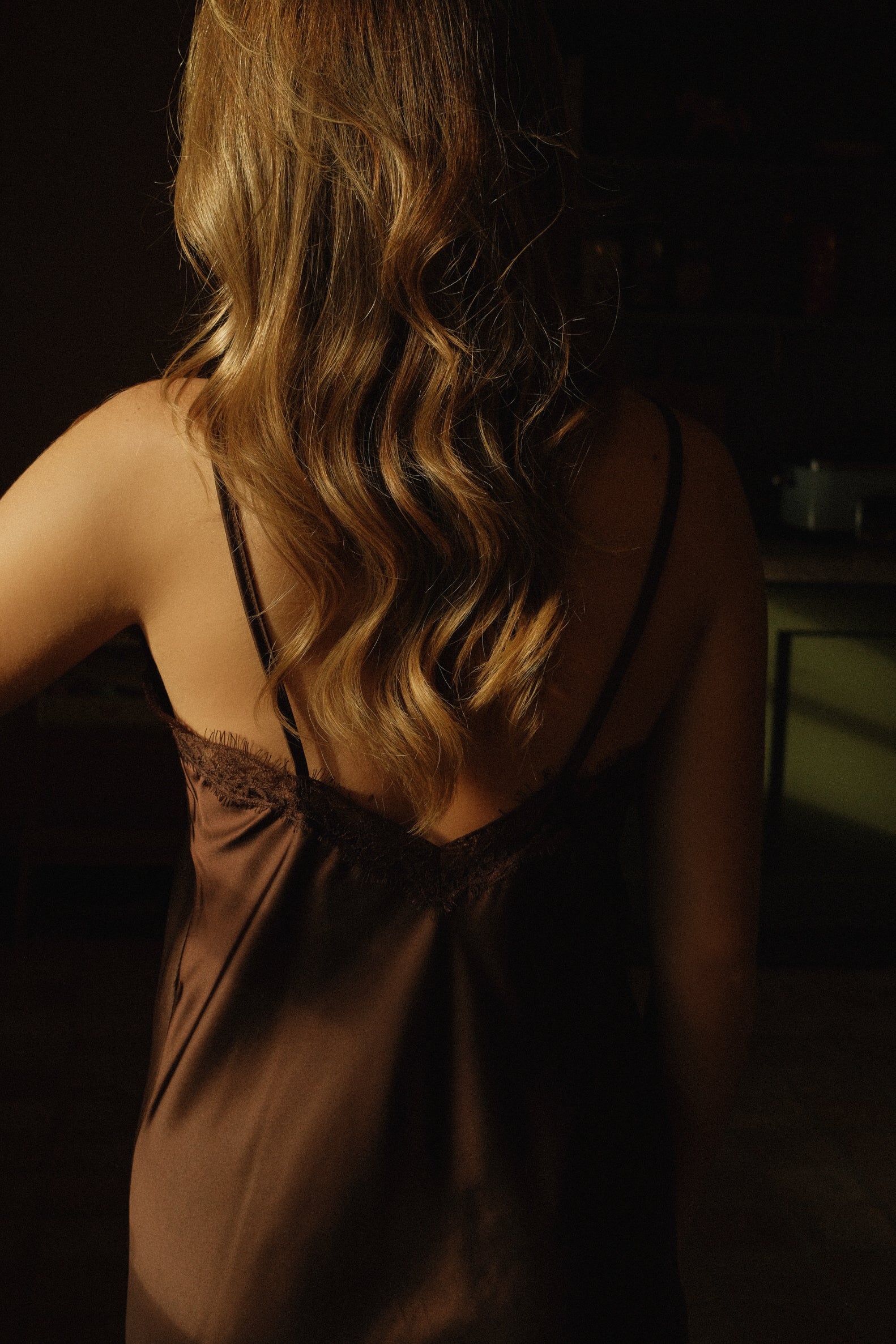 LACY DRESS CHOCOLATE