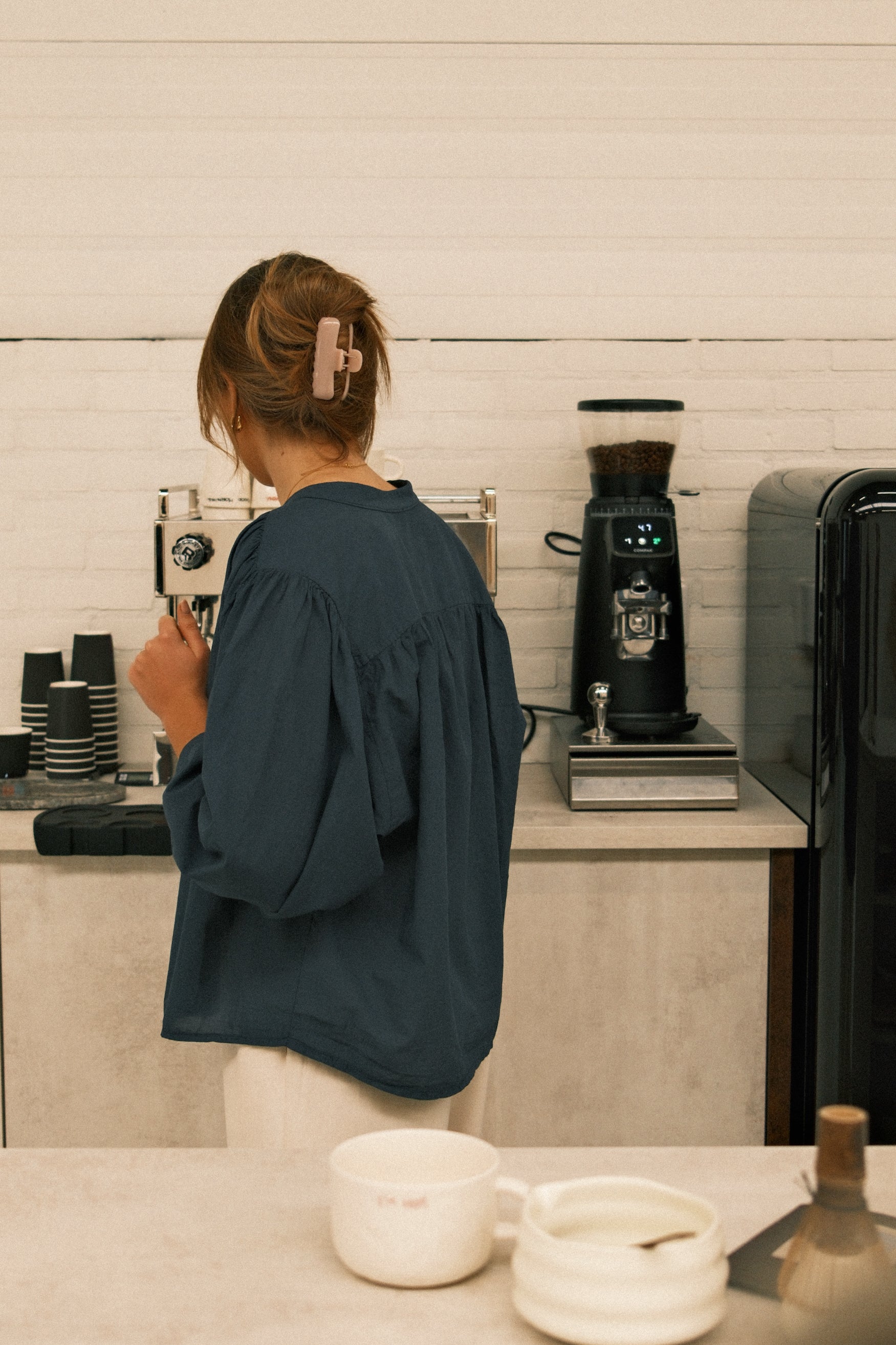 THE NORAH SHIRT NAVY