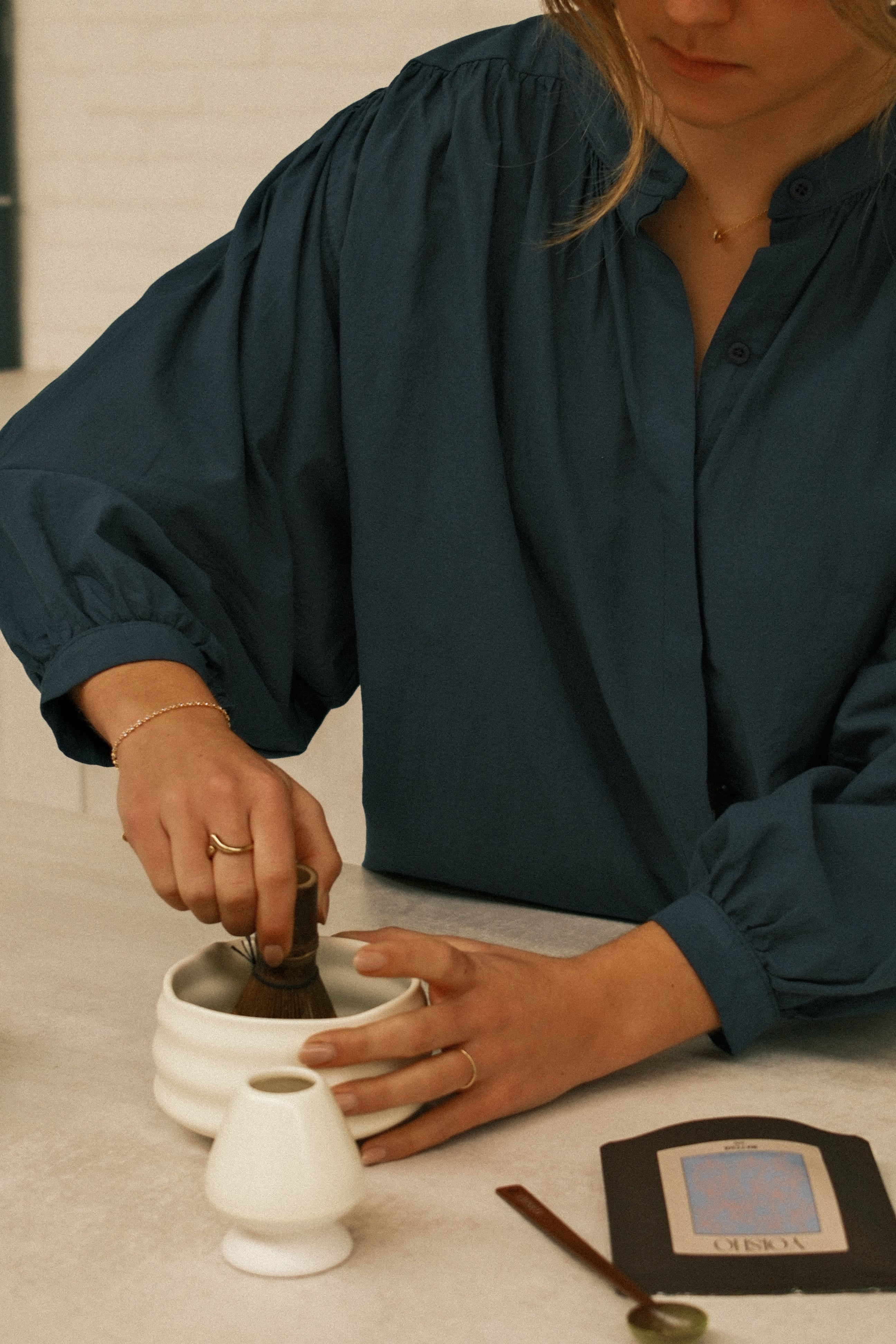 THE NORAH SHIRT NAVY