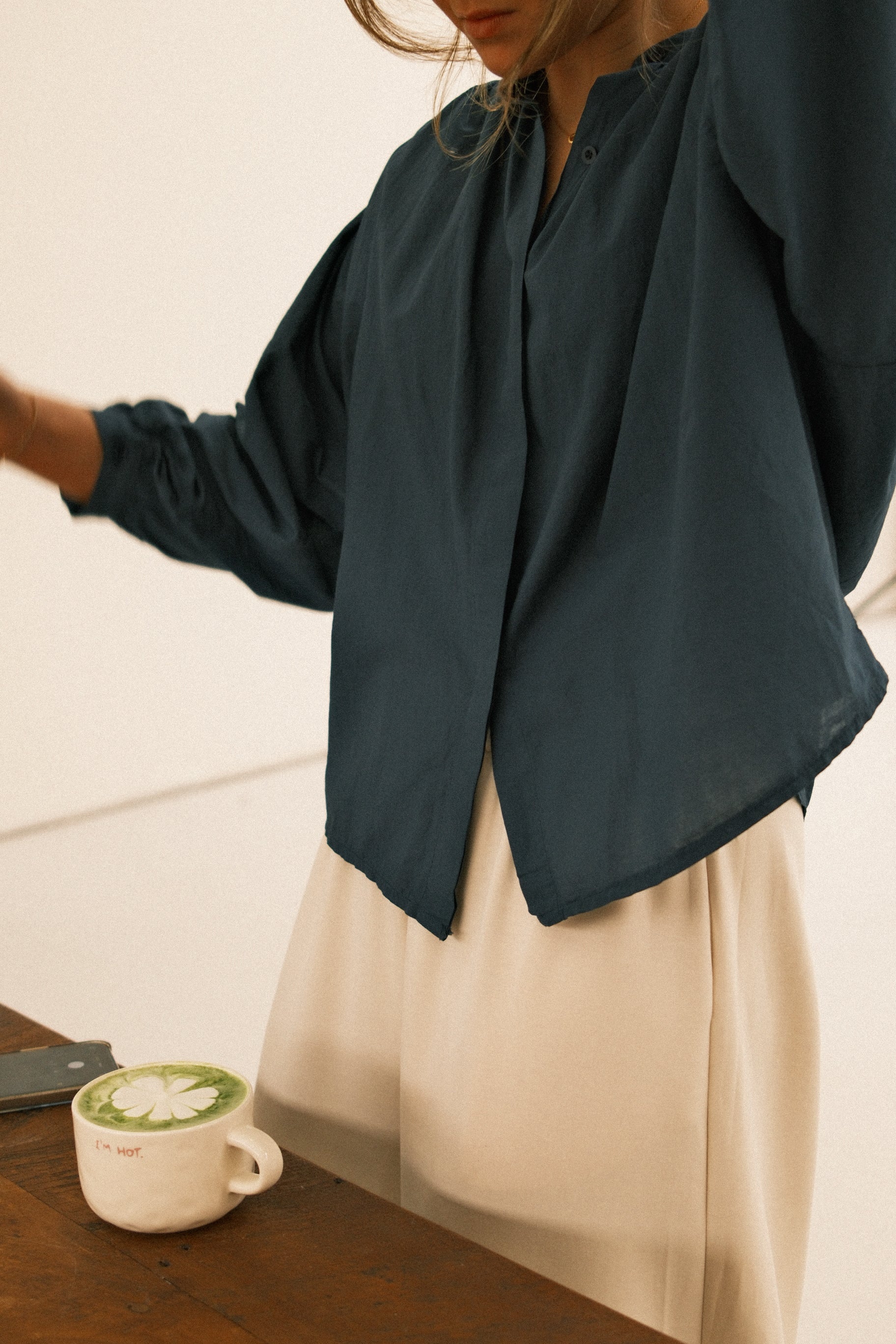 THE NORAH SHIRT NAVY