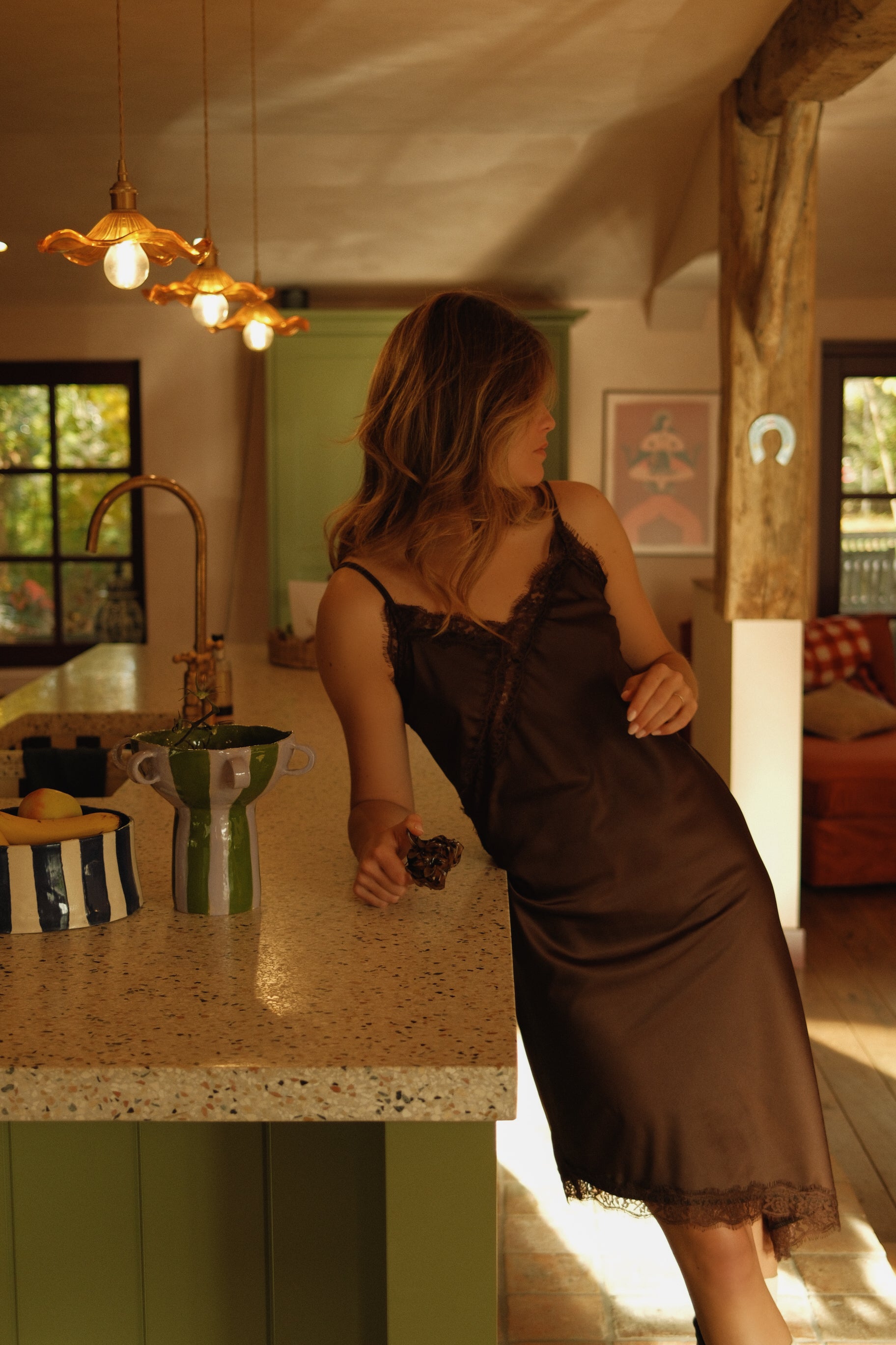 LACY DRESS CHOCOLATE