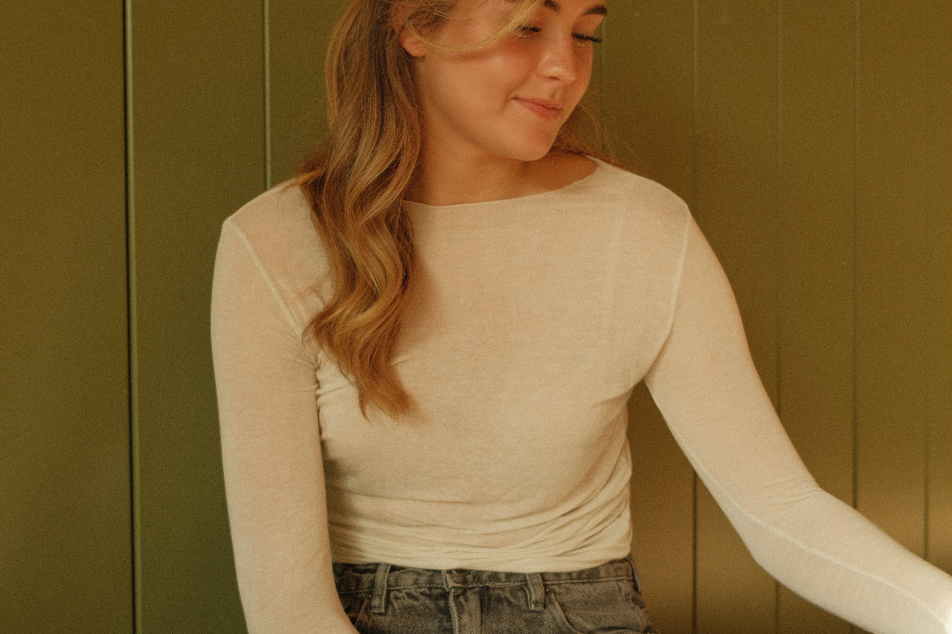 THE CASSIE TOP OFF-WHITE