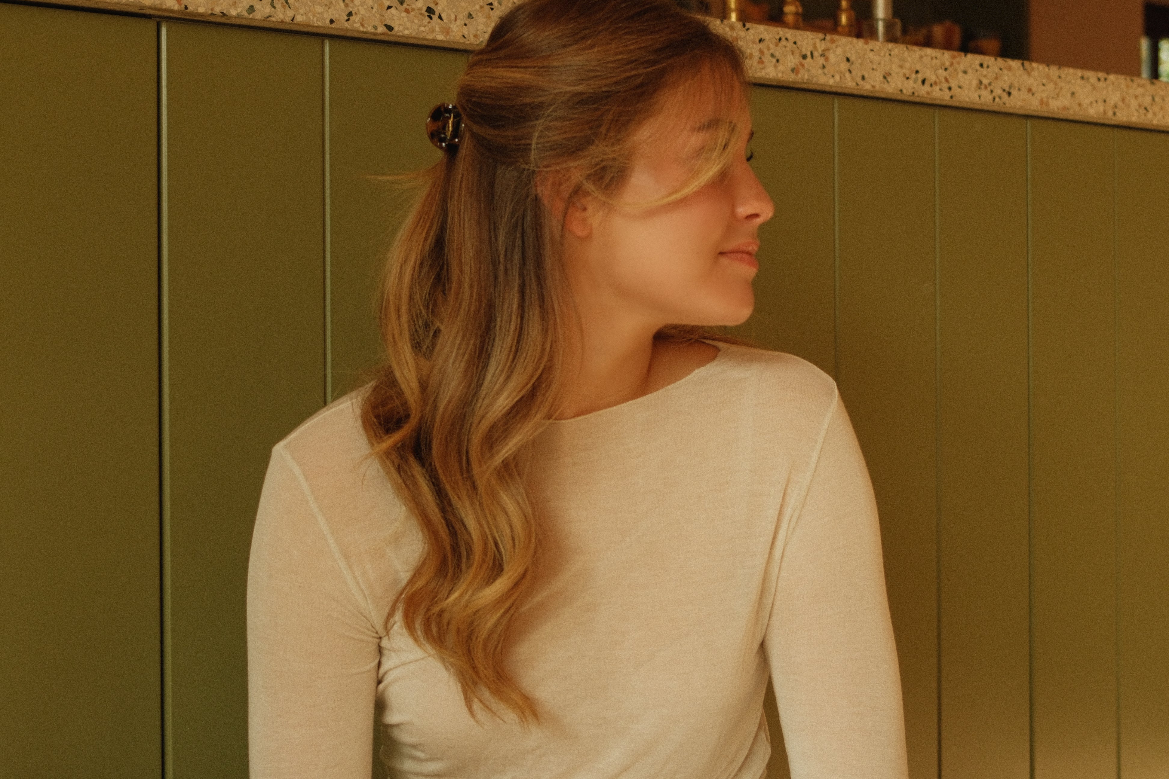 THE CASSIE TOP OFF-WHITE