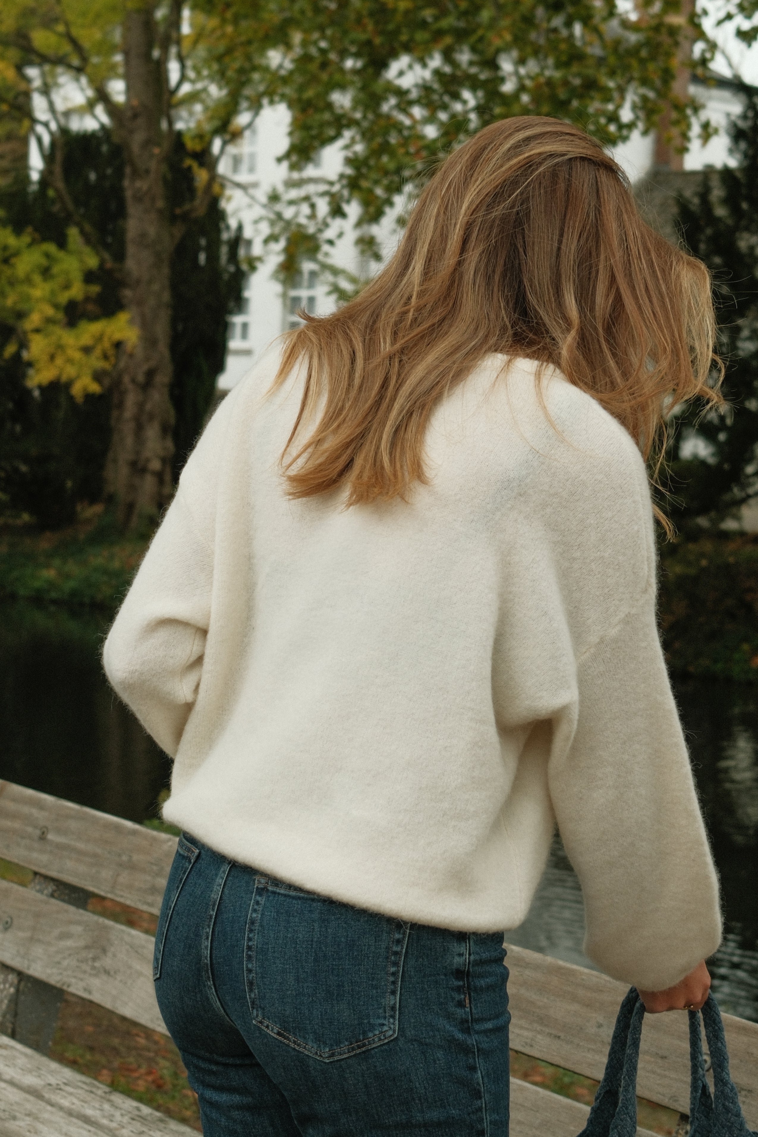 ESSENTIAL SARAH KNIT OFF-WHITE
