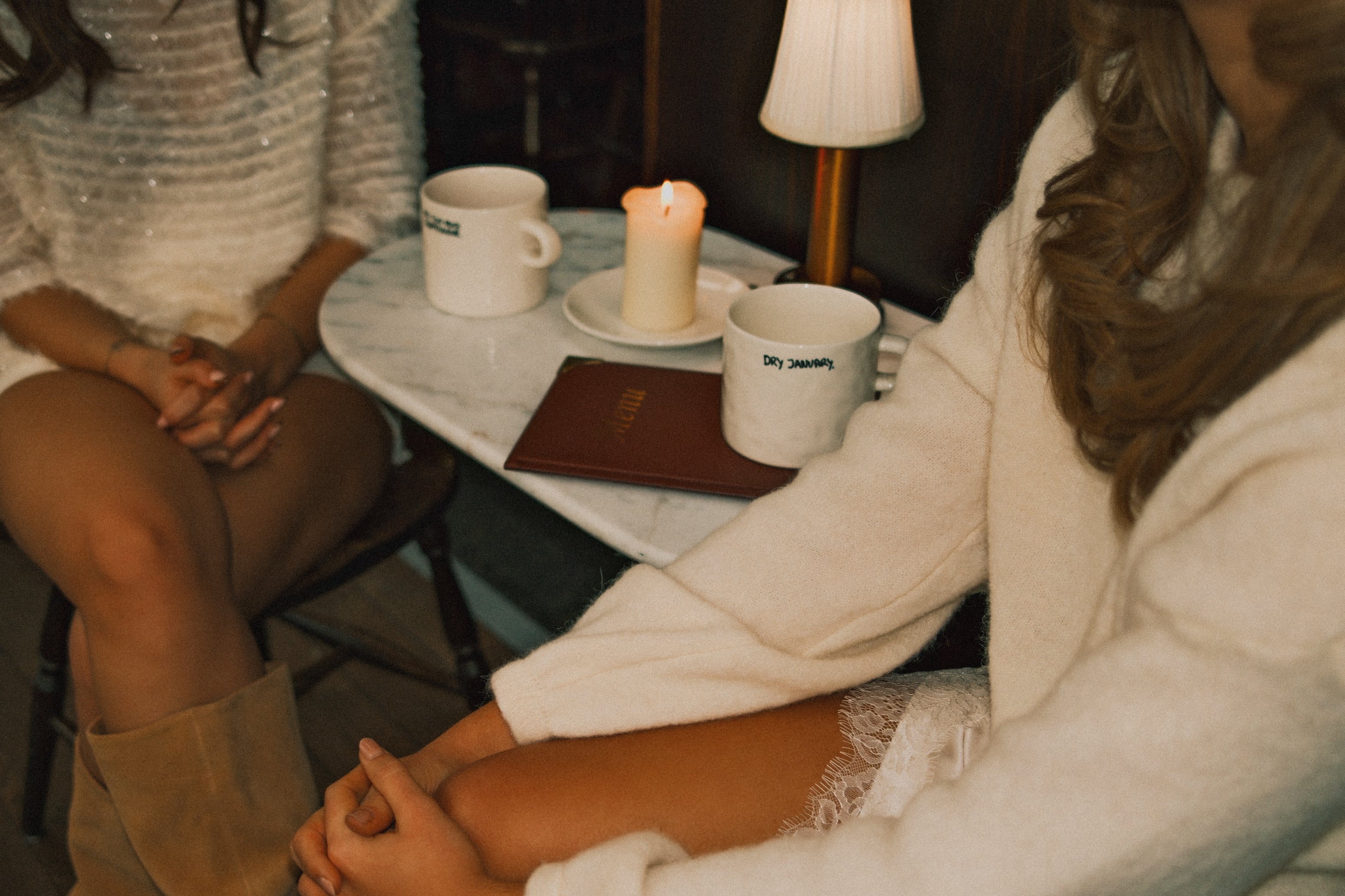 THE HOLIDAYS TOP ECRU