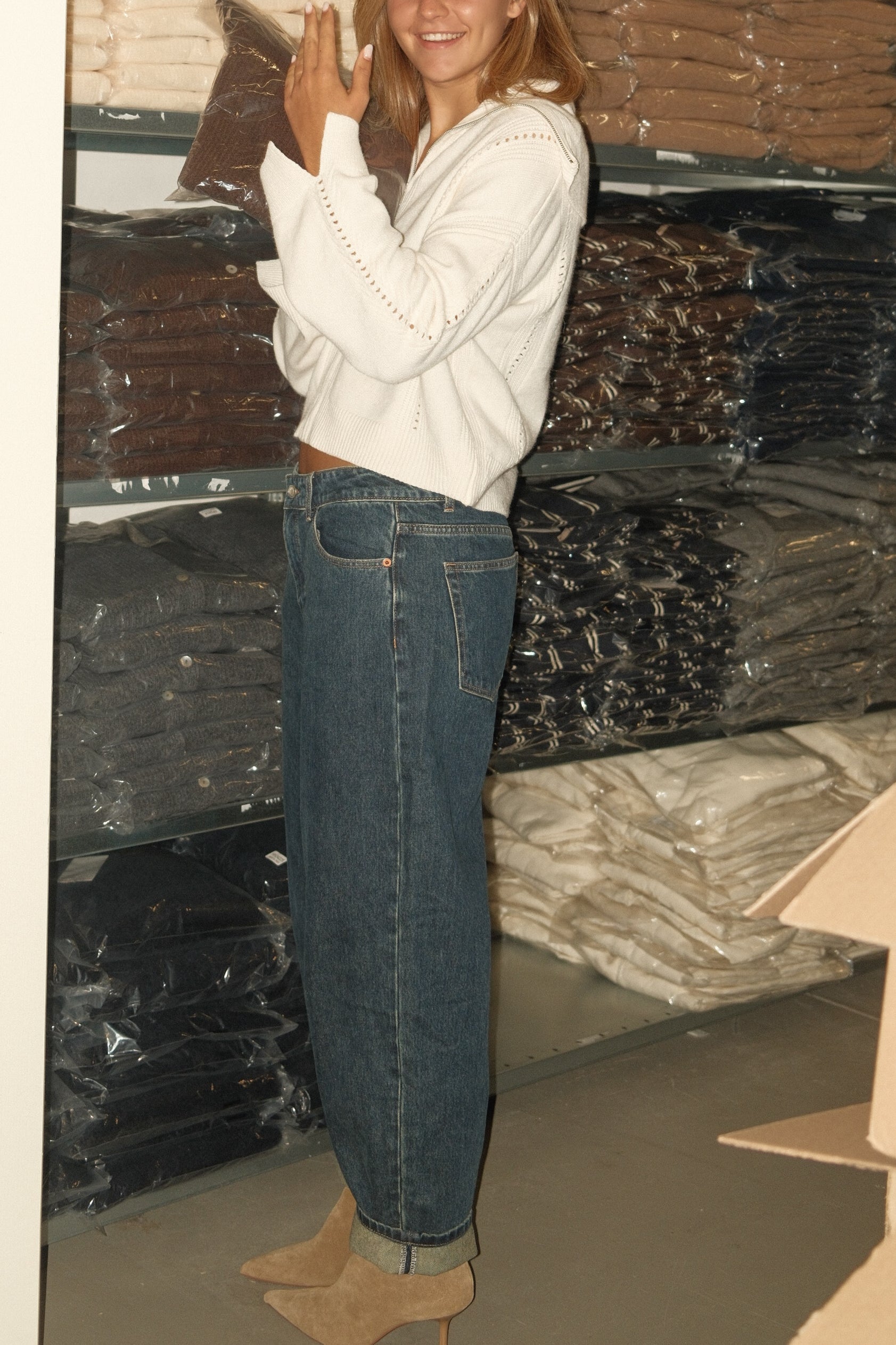 THE GRAND COLLAR KNIT OFF-WHITE