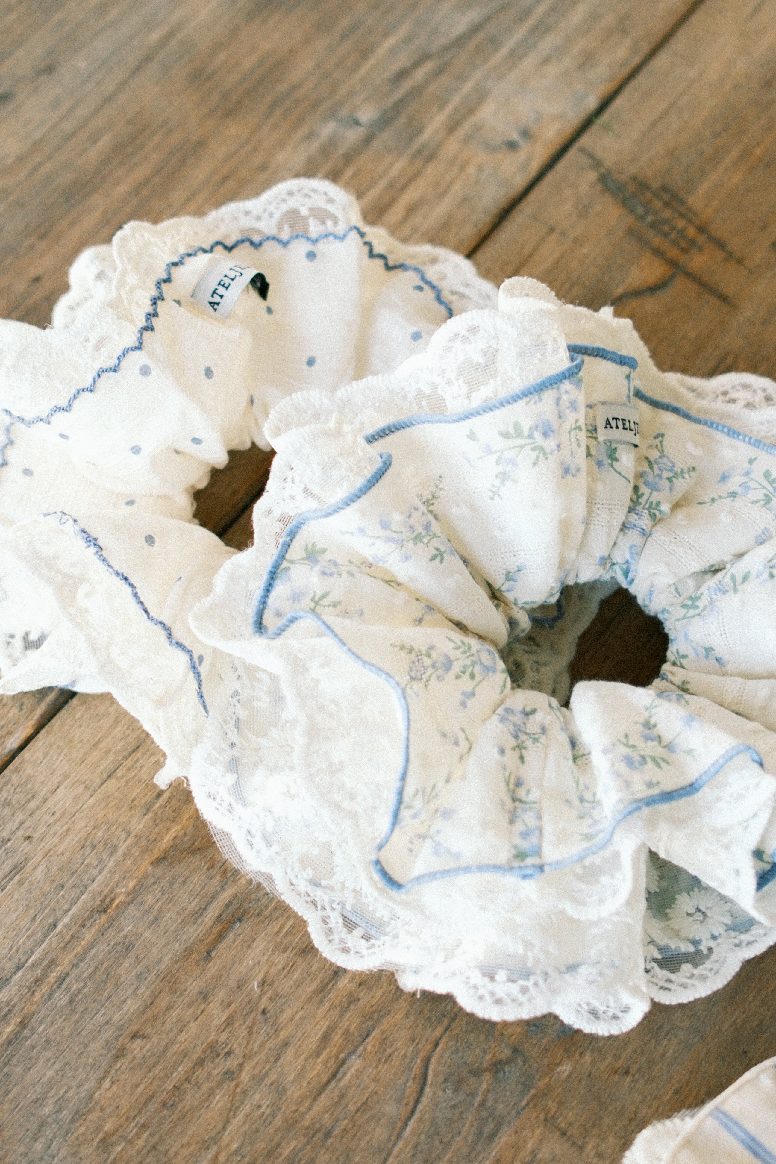 THE BLUSH & BLOOM SCRUNCHIE
