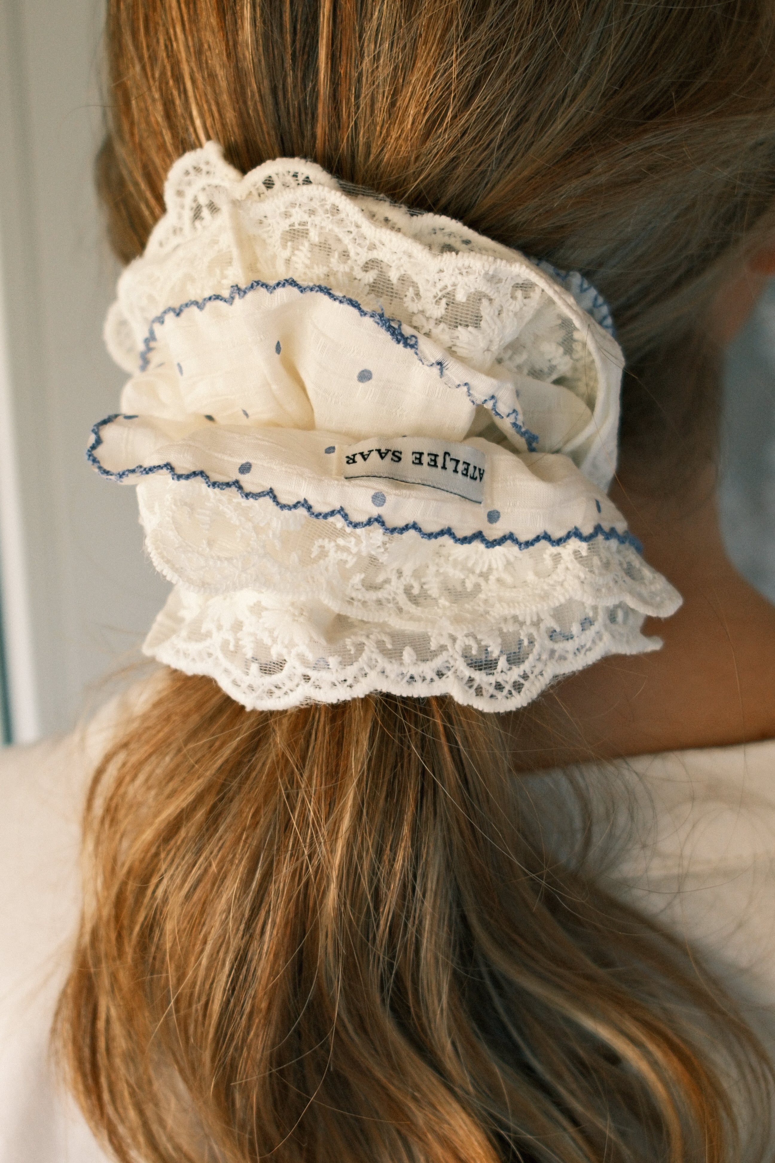 THE FRENCH SUMMER SCRUNCHIE