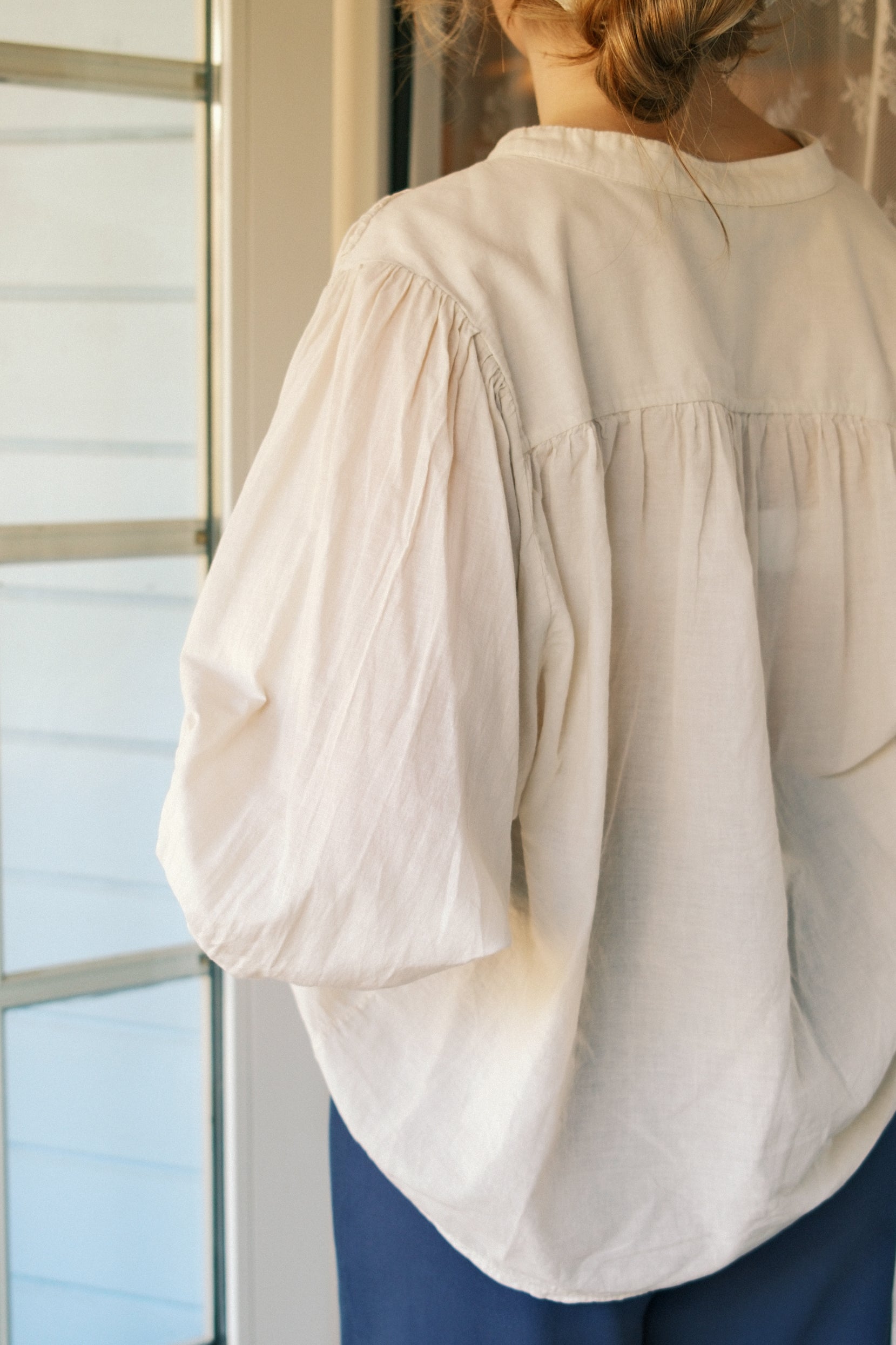 THE NORAH SHIRT BEIGE