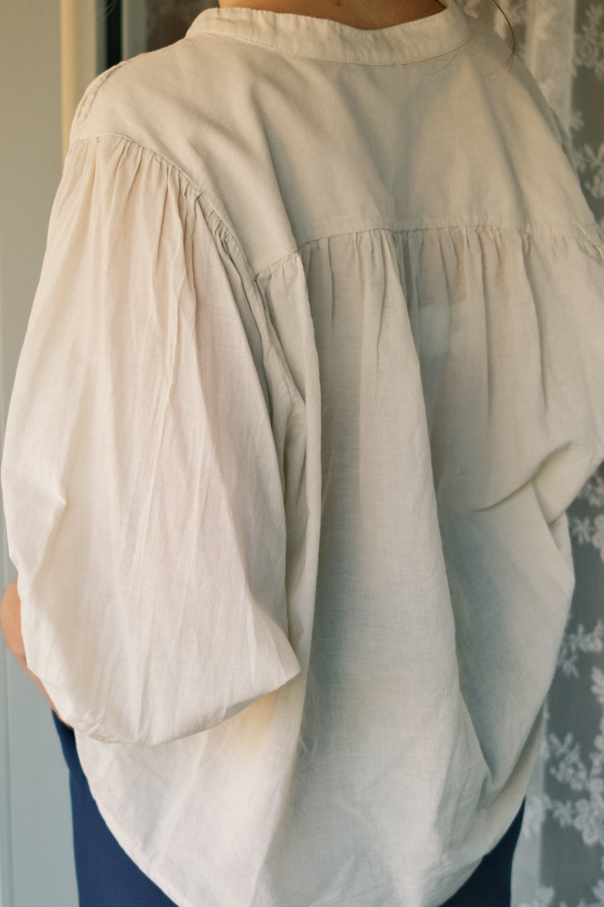 THE NORAH SHIRT BEIGE
