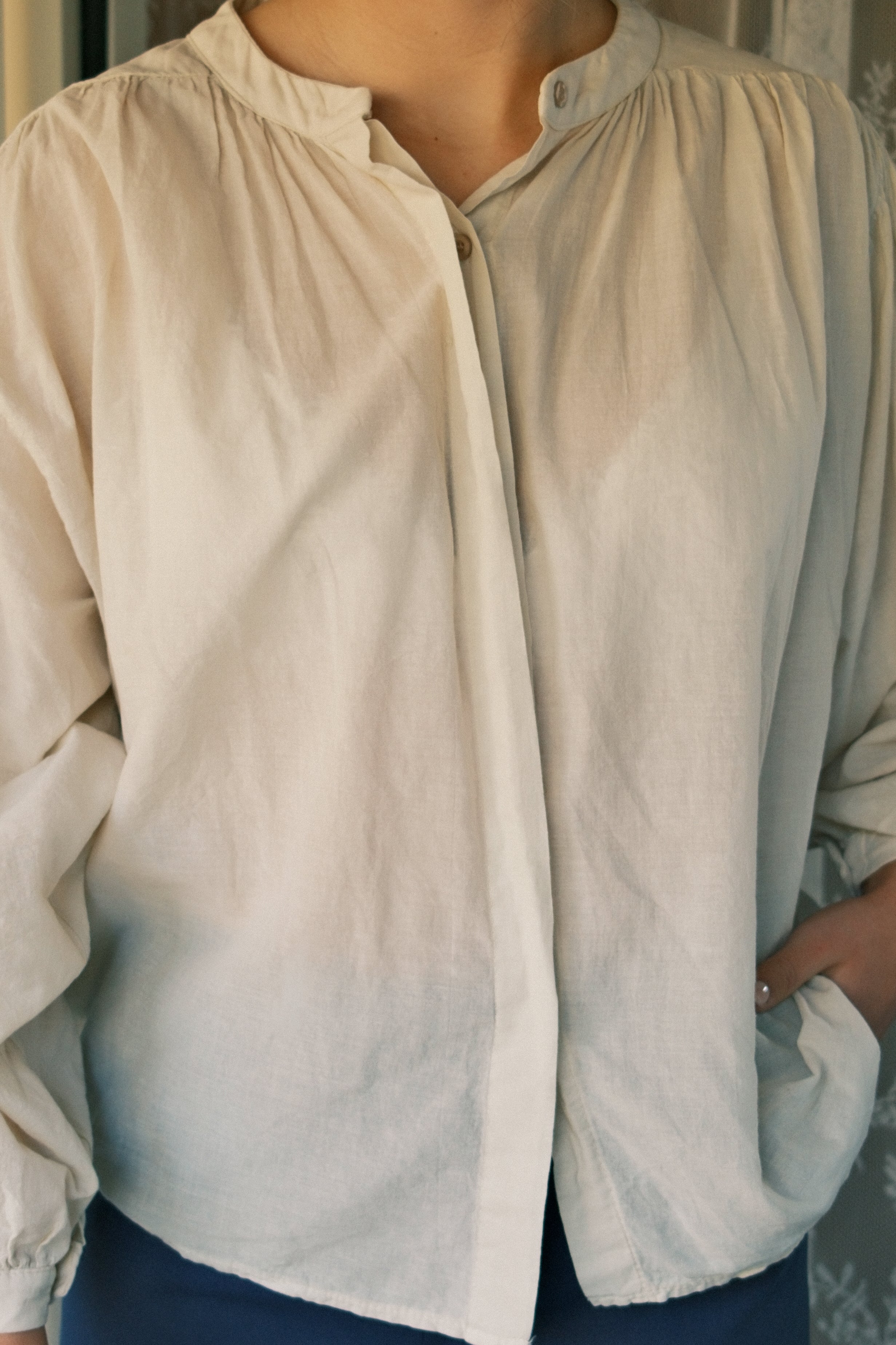 THE NORAH SHIRT BEIGE