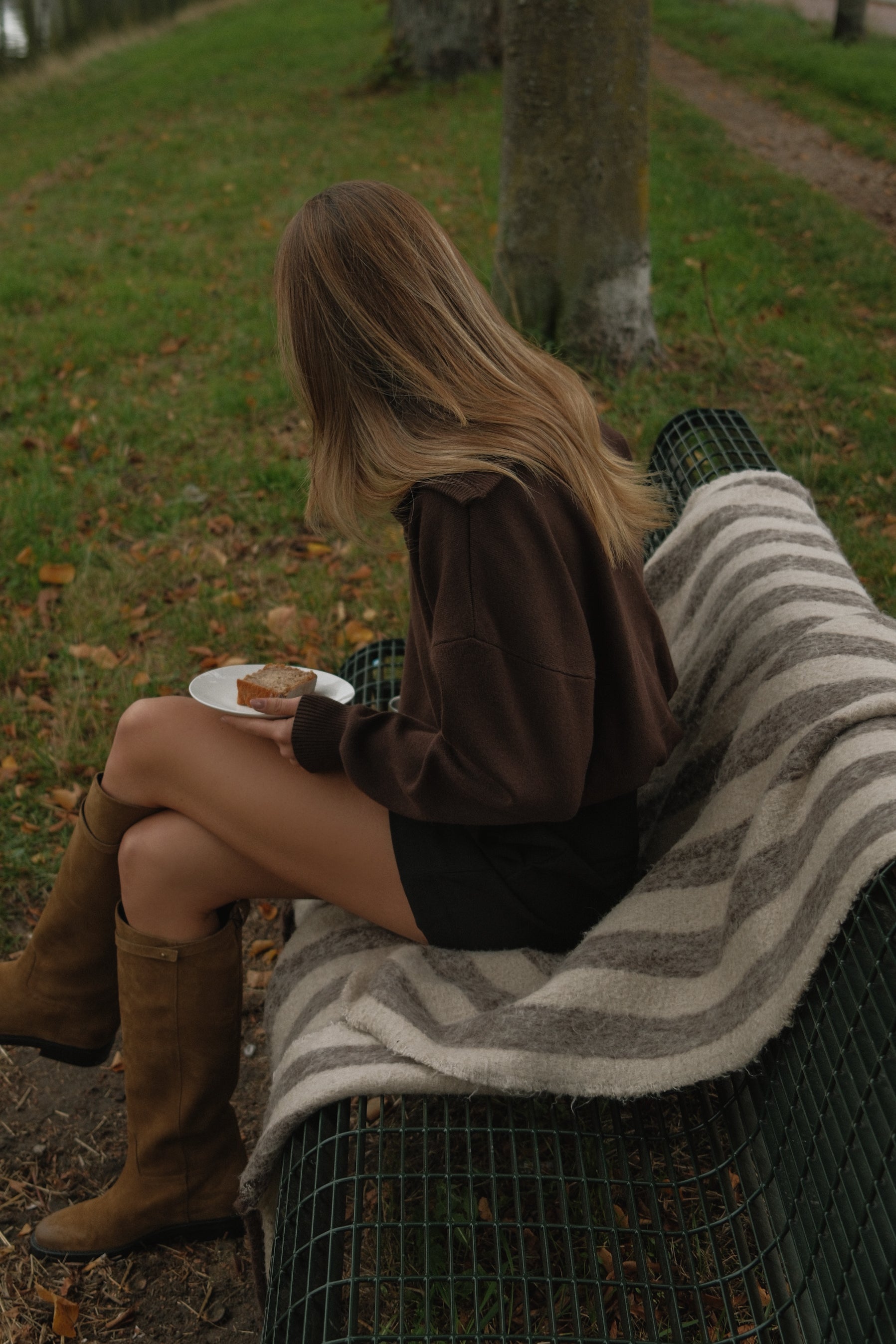 THE LAYERED POLO KNIT CHOCO