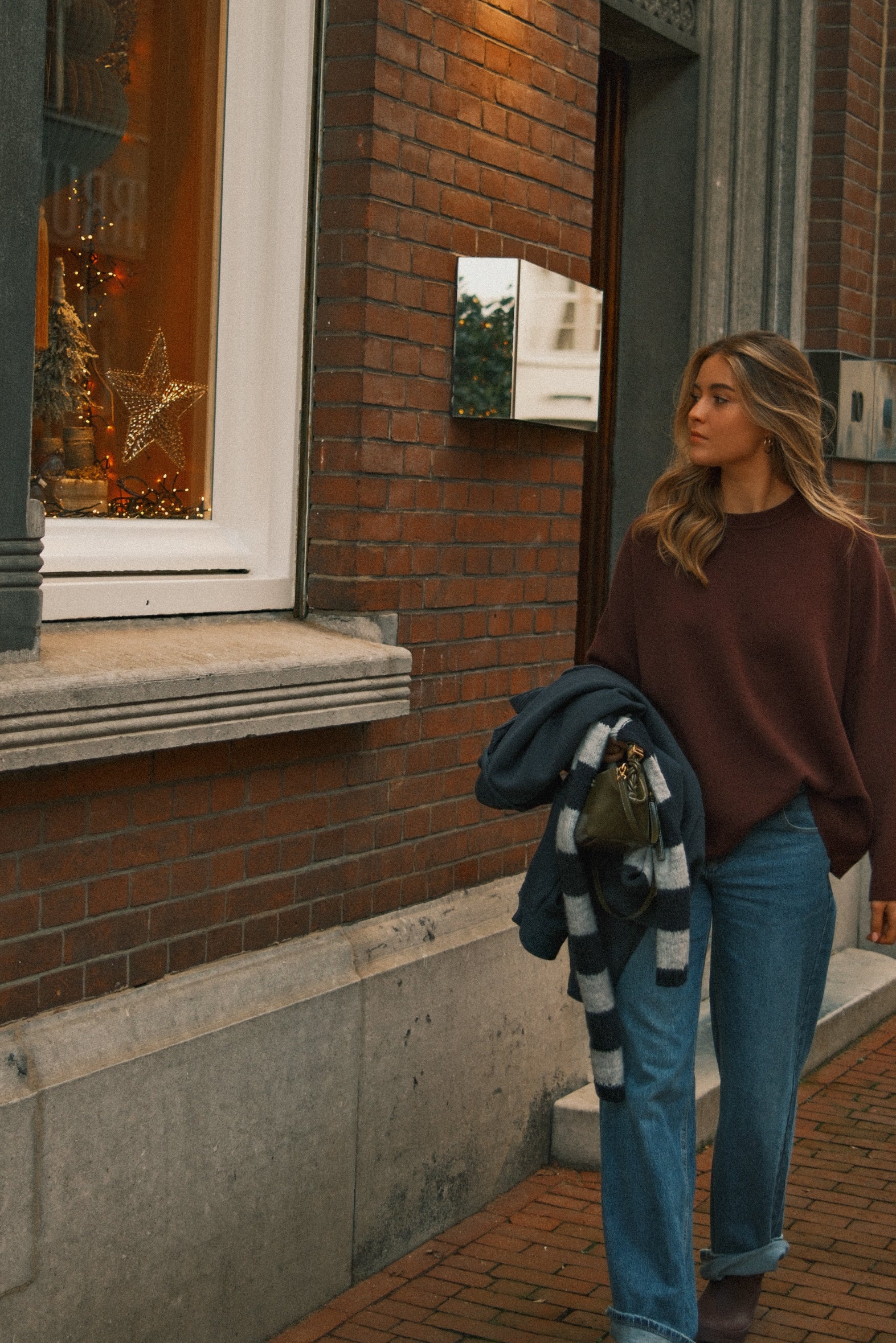 OVERSIZED ELLE SWEATER BORDEAUX