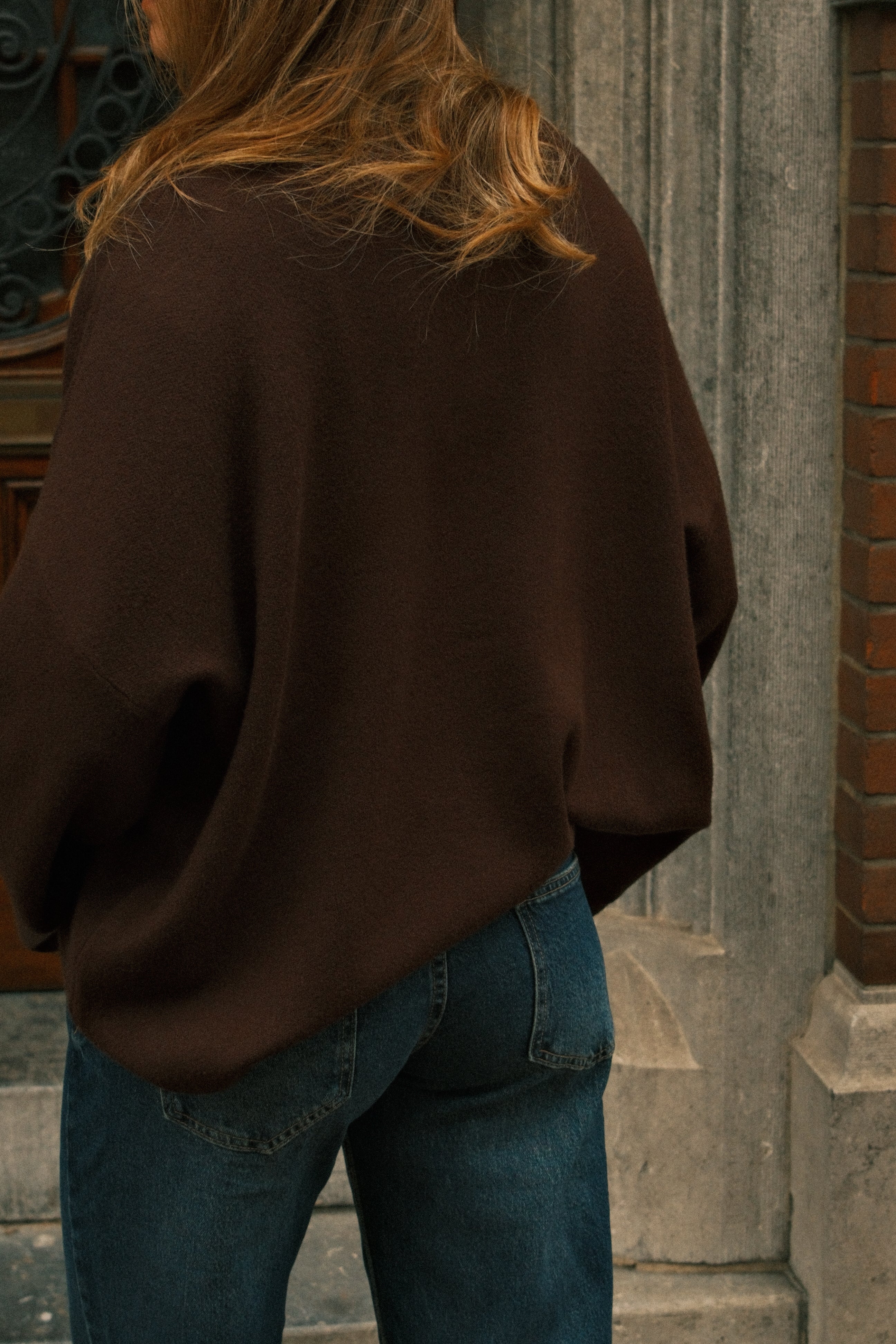 OVERSIZED ELLE SWEATER CHOCO