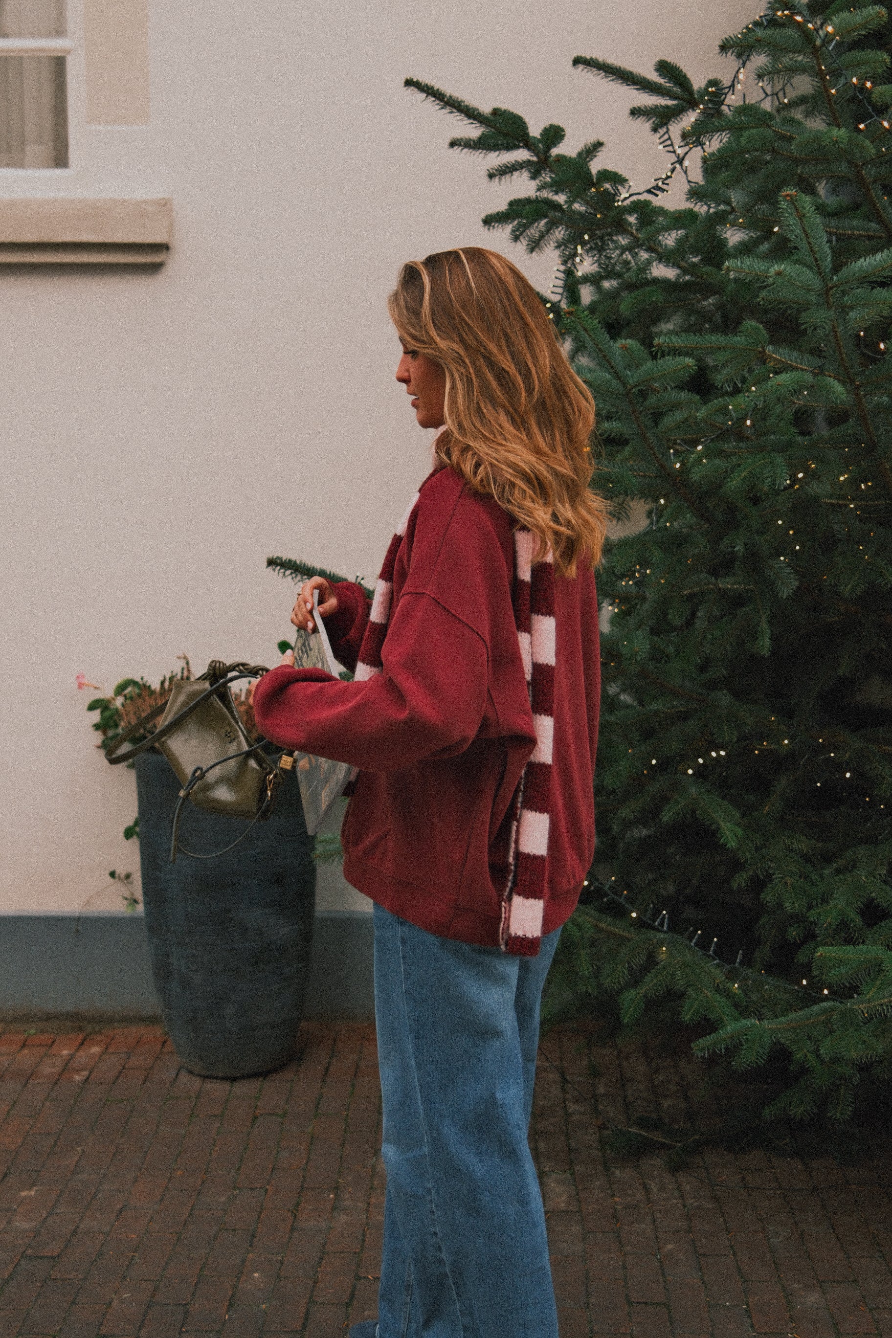 OVERSIZED WINTER SWEATER BORDEAUX