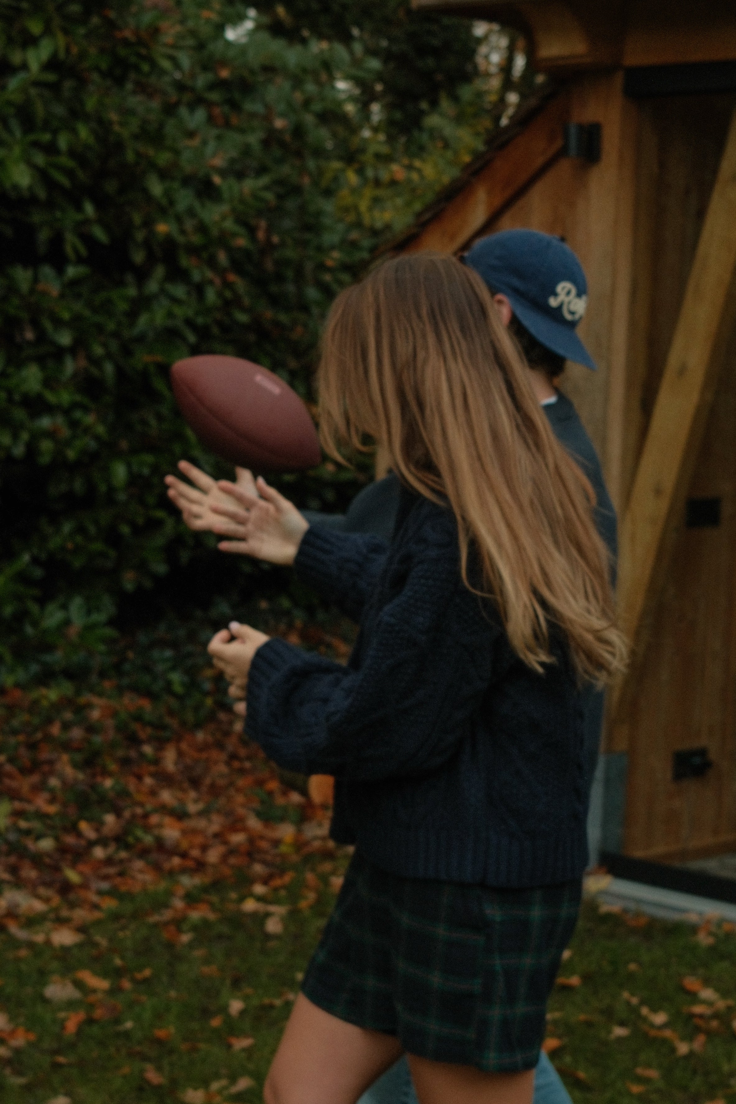 HERITAGE CABLE CARDIGAN NAVY