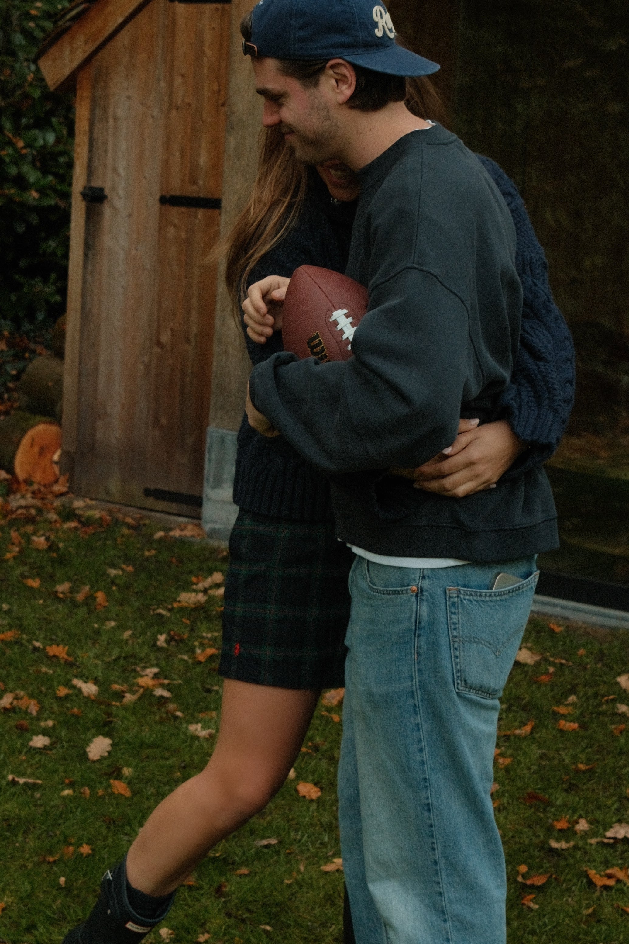 HERITAGE CABLE CARDIGAN NAVY